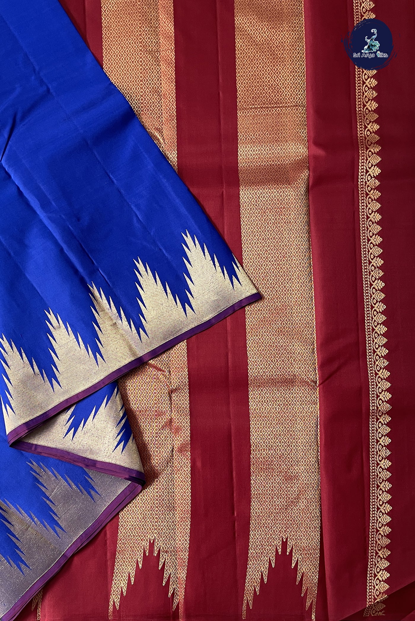 Royal Blue Traditional Silk Saree With Plain Pattern