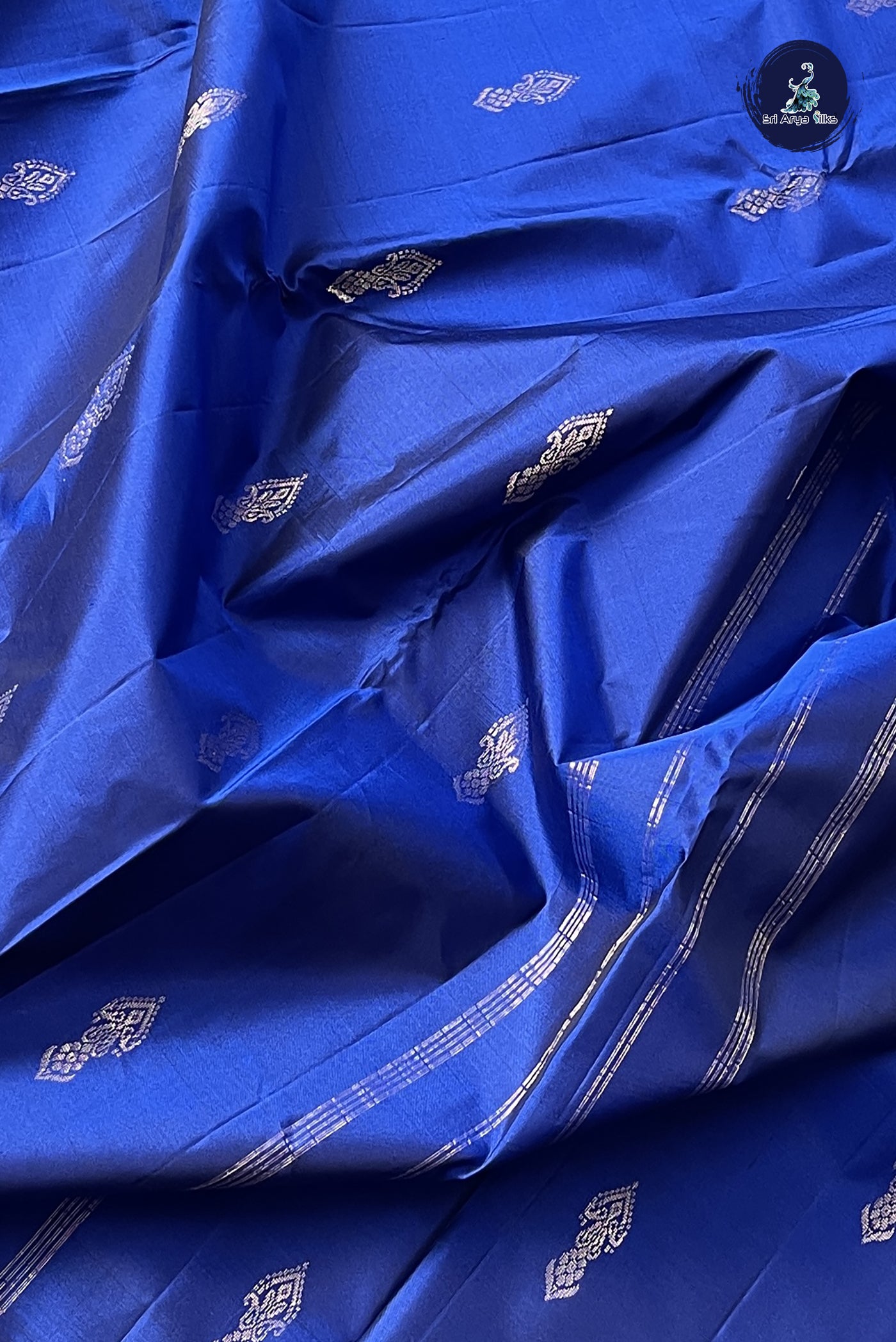 Light Weight Silk Saree With Zari Buttas Pattern