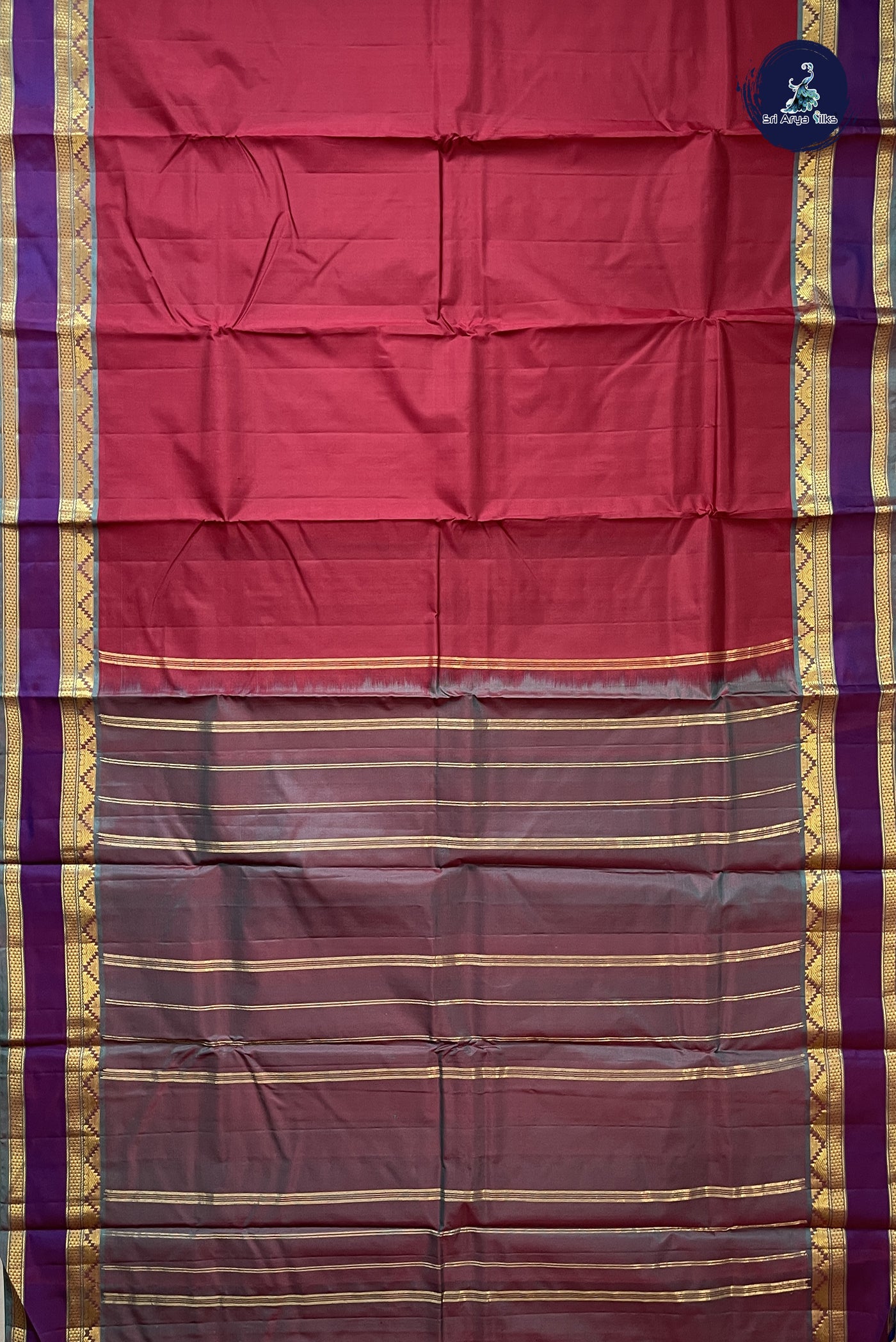 Maroon Light Weight Silk Saree With Plain Pattern