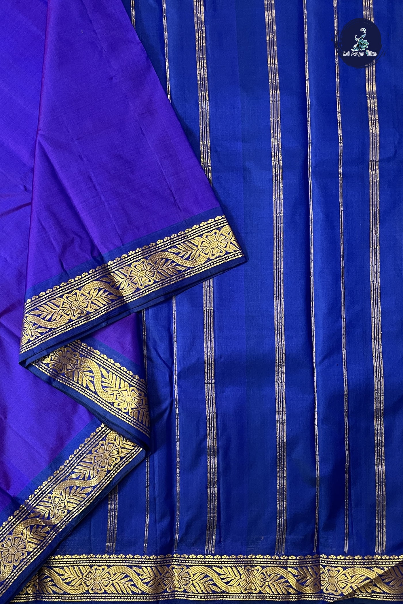 Violet Light Weight Silk Saree With Plain Pattern