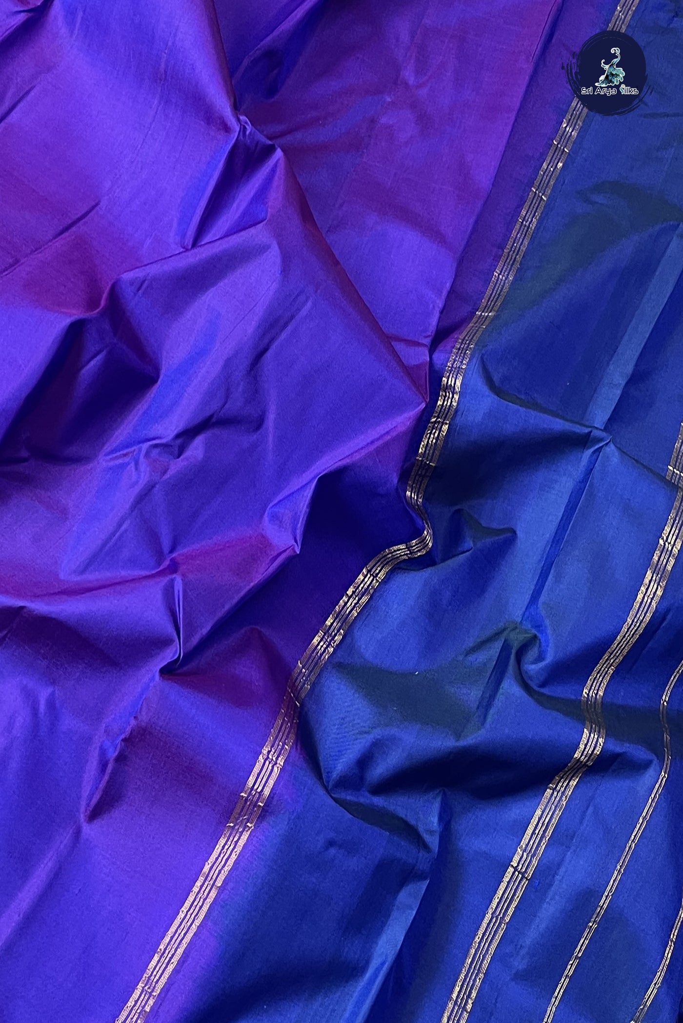 Violet Light Weight Silk Saree With Plain Pattern