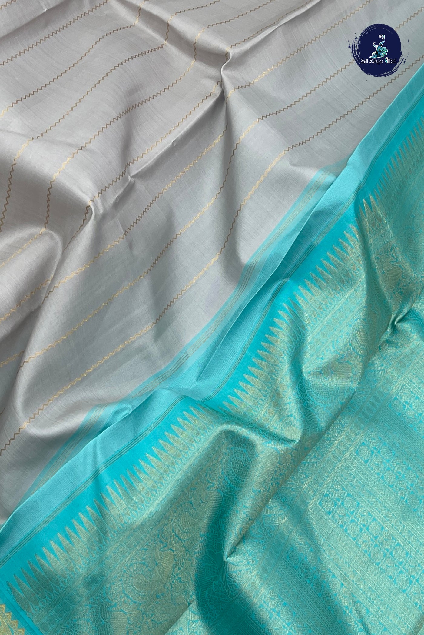 Silver Grey Korvai Contrast Silk Saree With Stripes Pattern