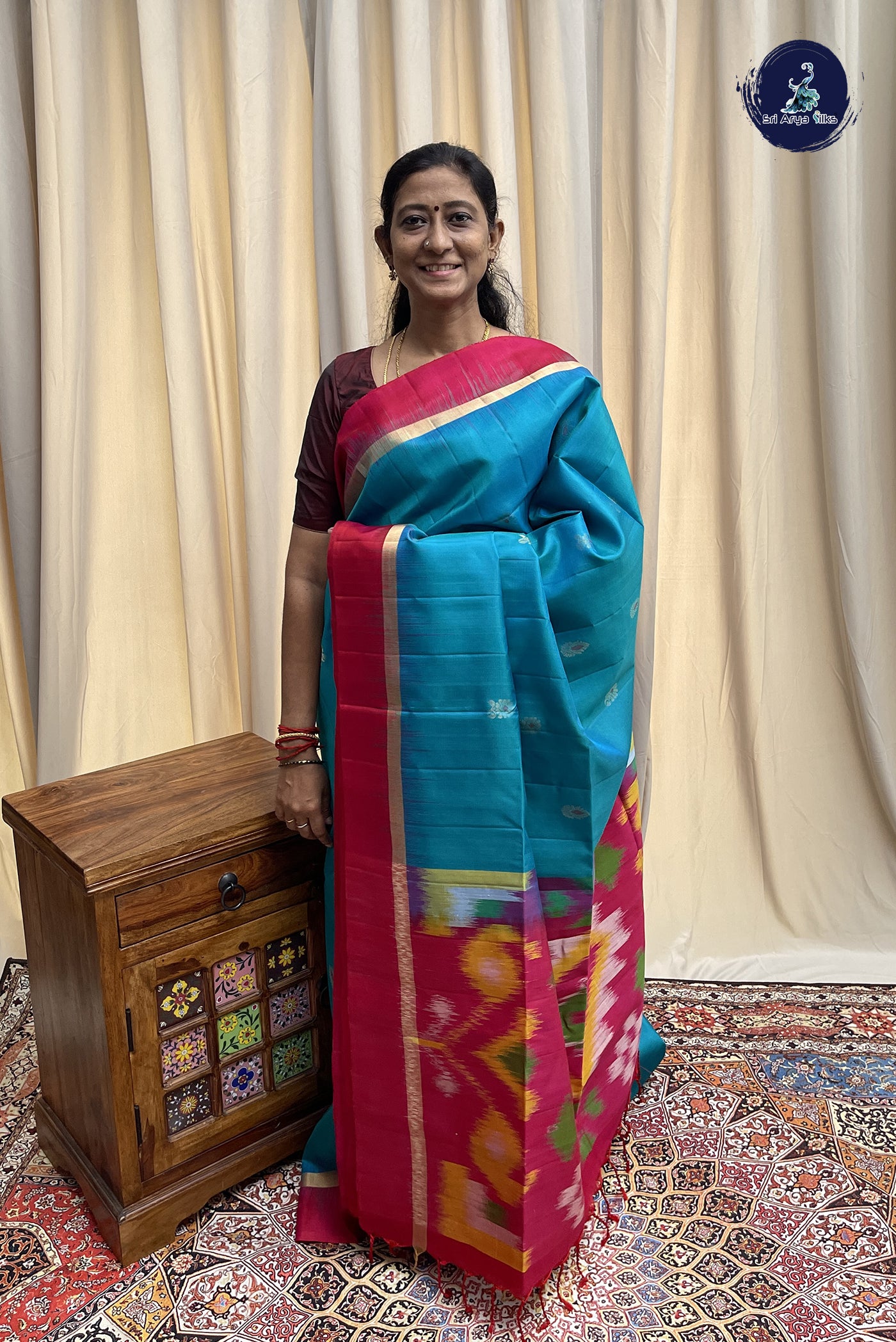 Dual Tone Blue Soft Silk Saree With Zari Buttas Pattern