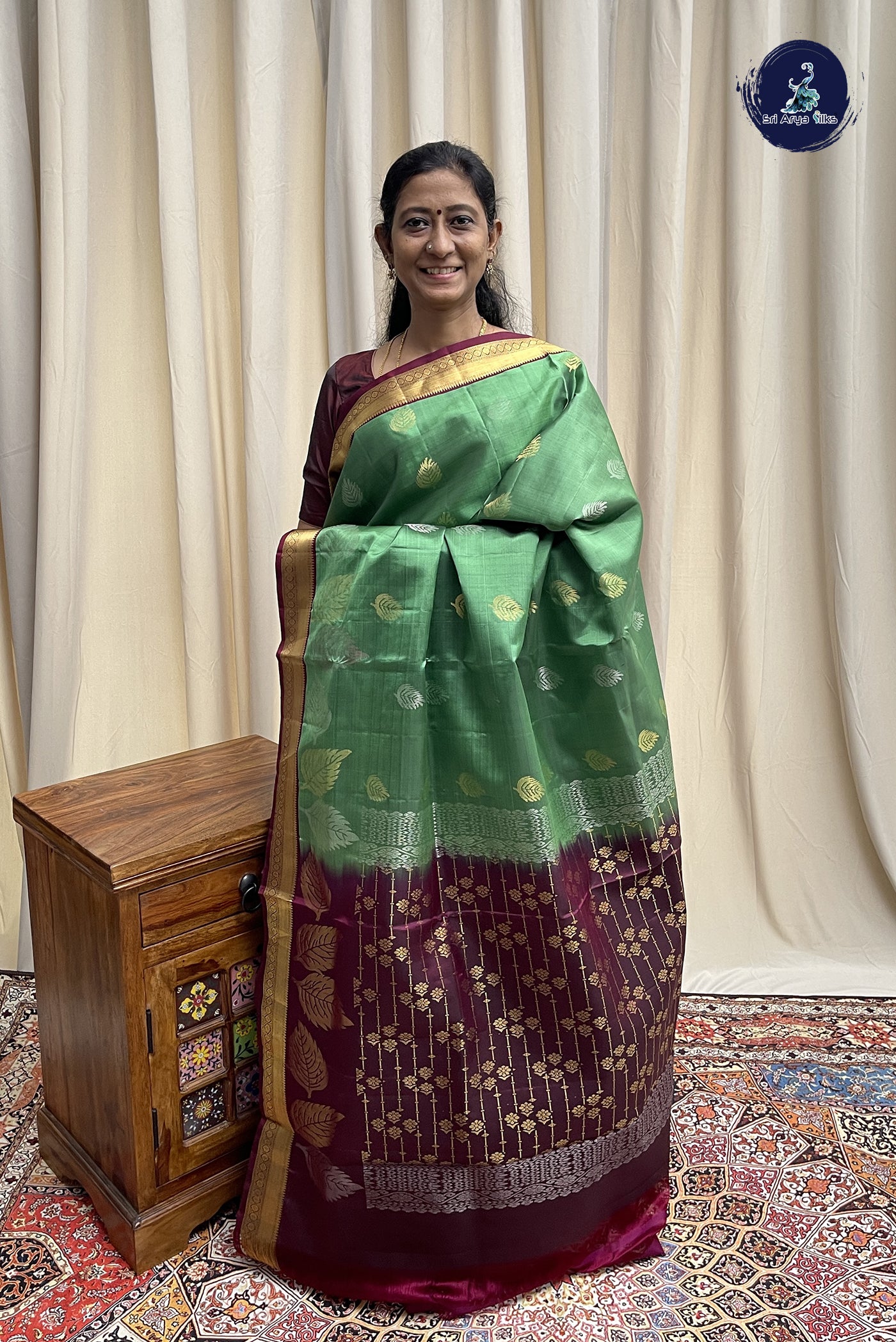 Green Soft Silk Saree With Zari Buttas Pattern
