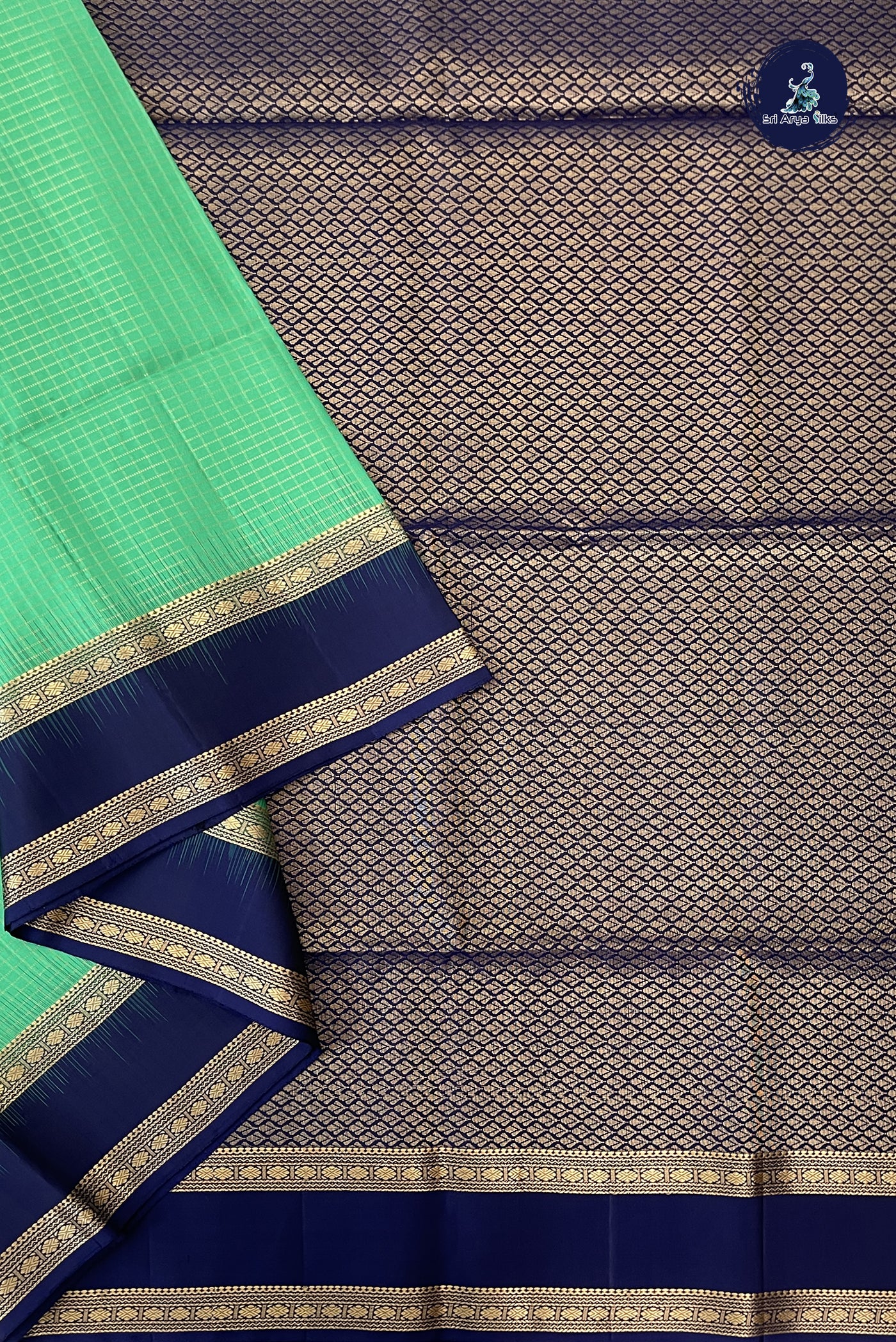 Green Soft Silk Saree With Zari Checked Pattern