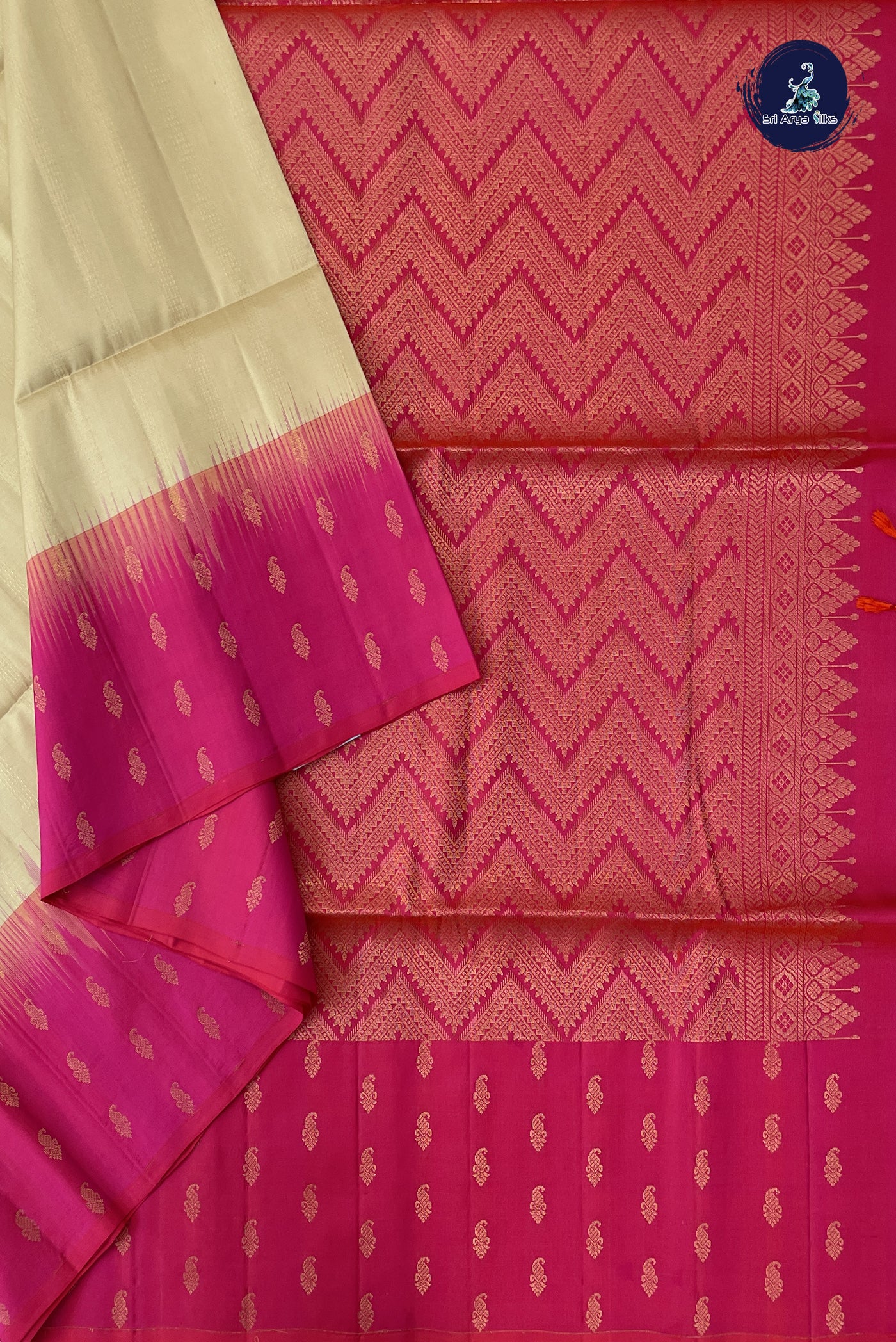 Cream Soft Silk Saree With Stripes Pattern