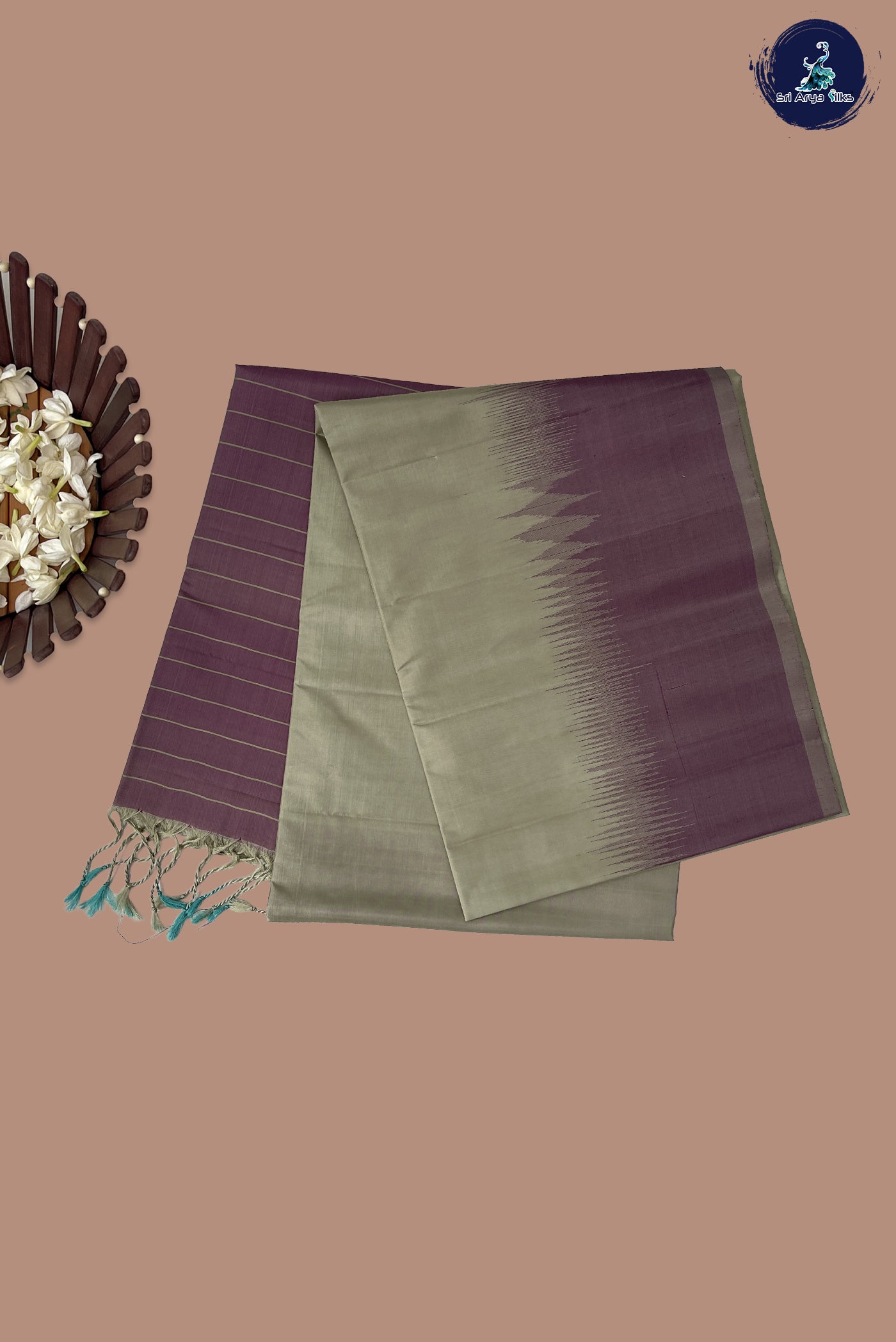 Pastel Shade Soft Silk Saree With Plain Pattern