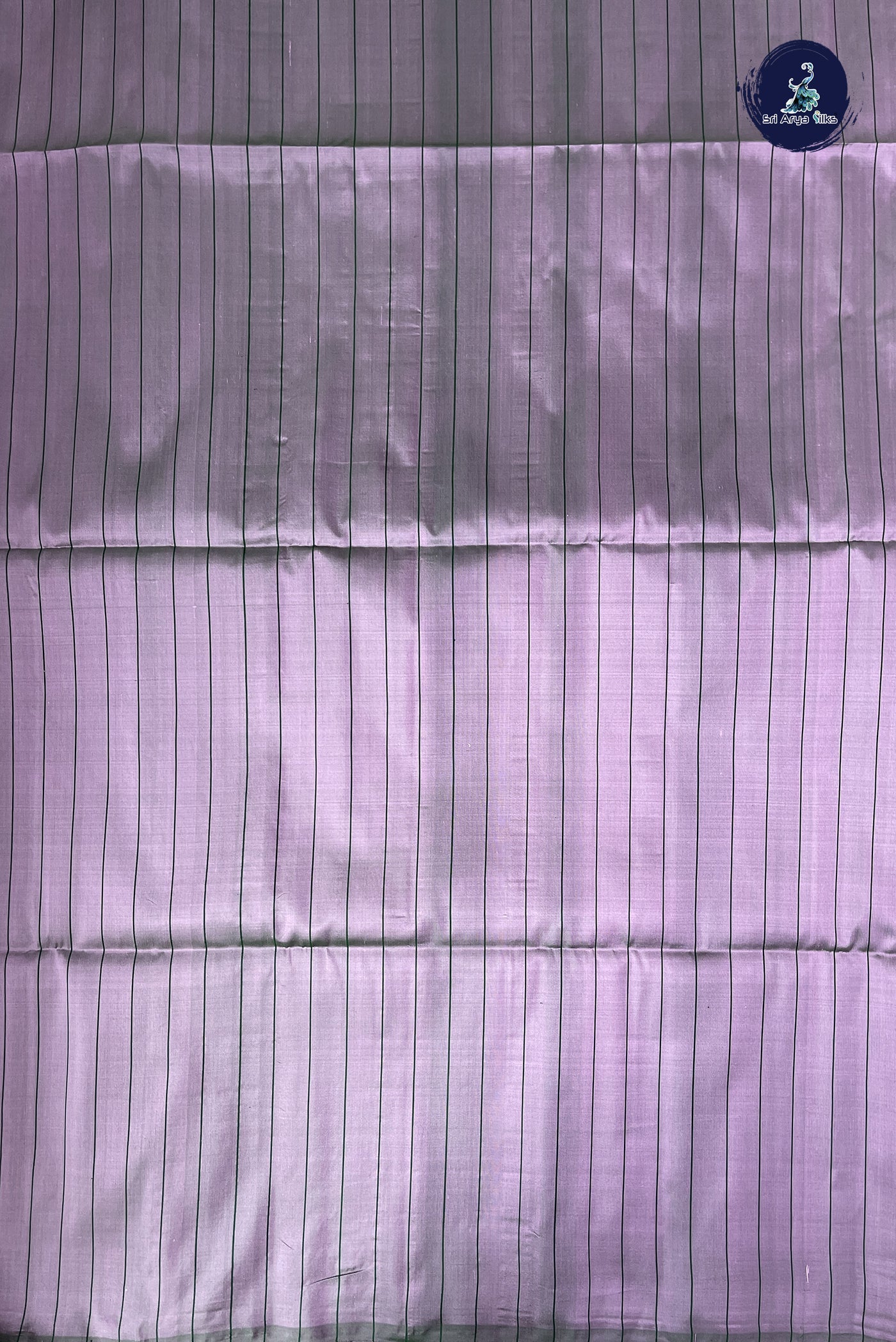 Bottle Green Soft Silk Saree With Plain Pattern