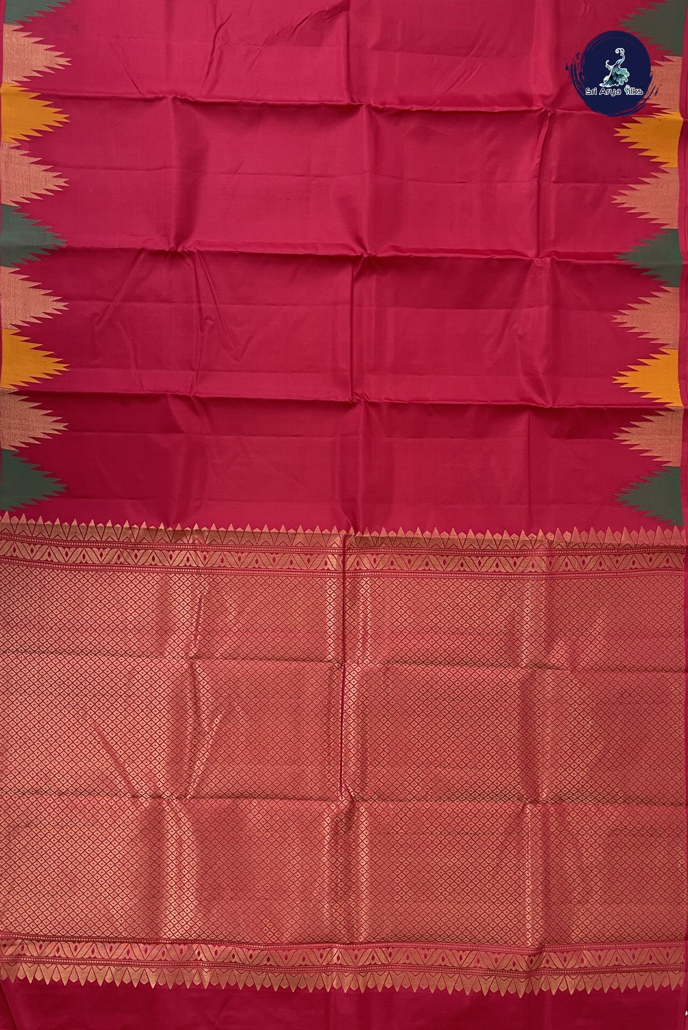 Maroon Light Weight Silk Saree With Plain Pattern
