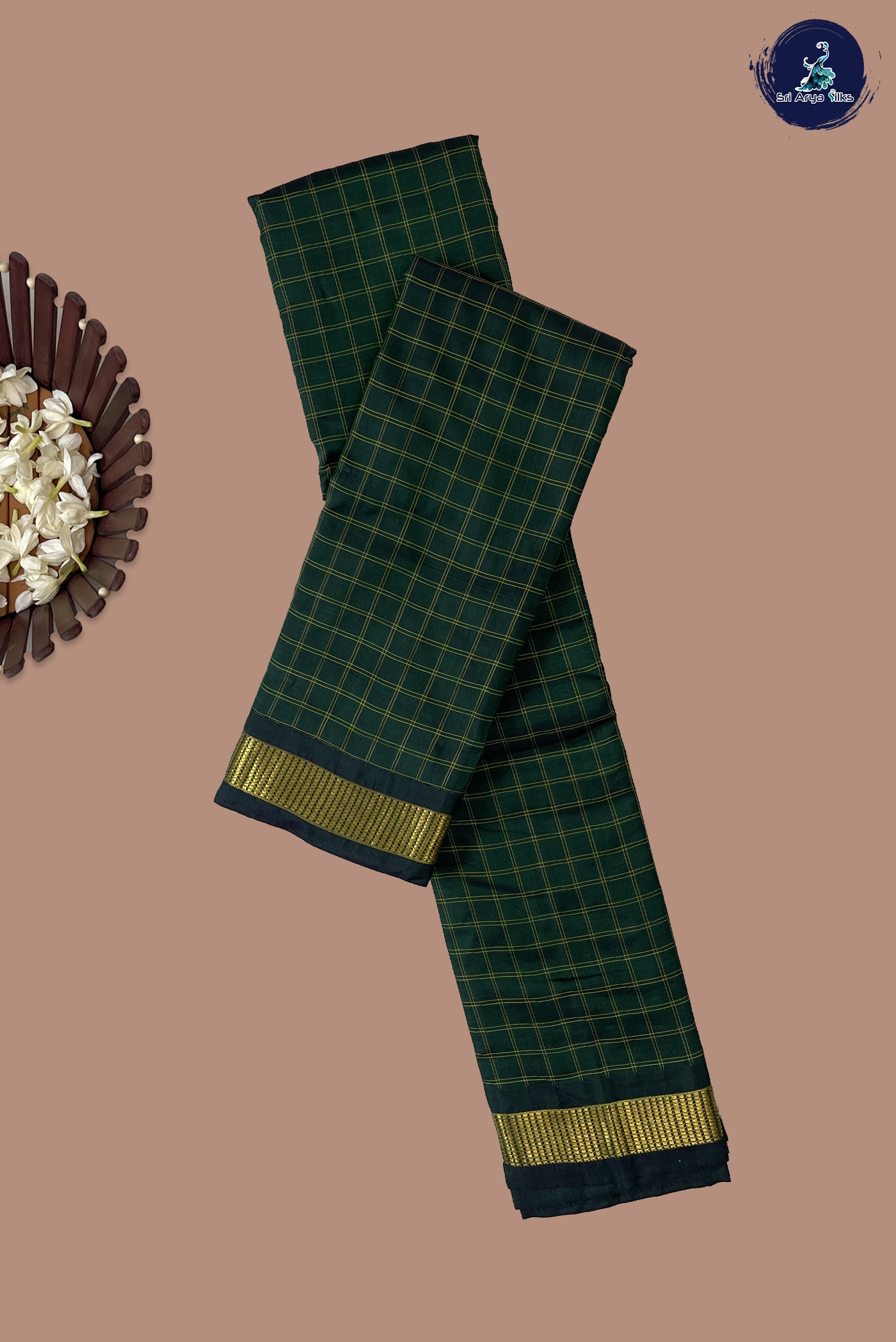 Dark Green Light Weight Silk Saree With Checked Pattern