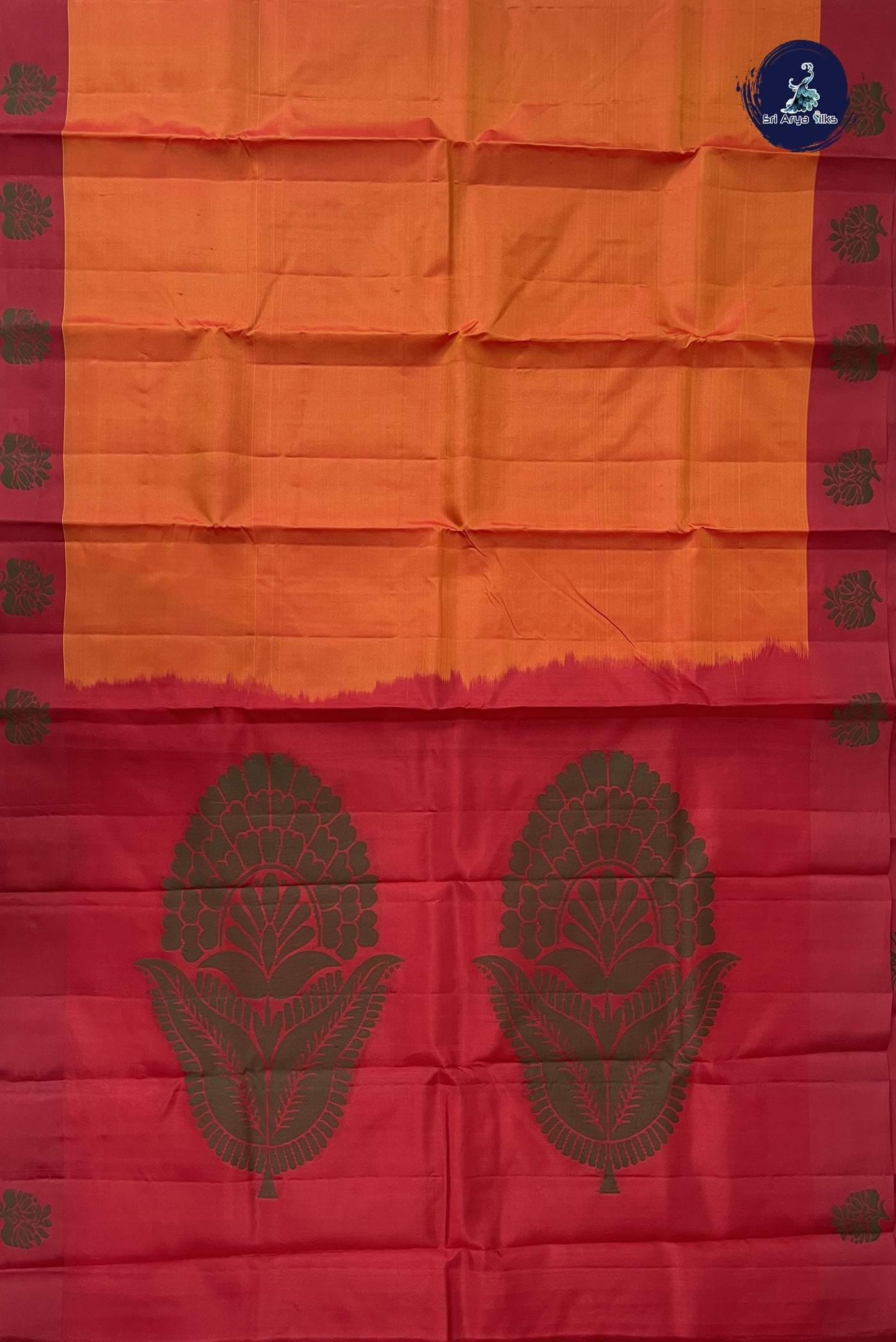 Rust Light Weight Silk Saree With Plain Pattern