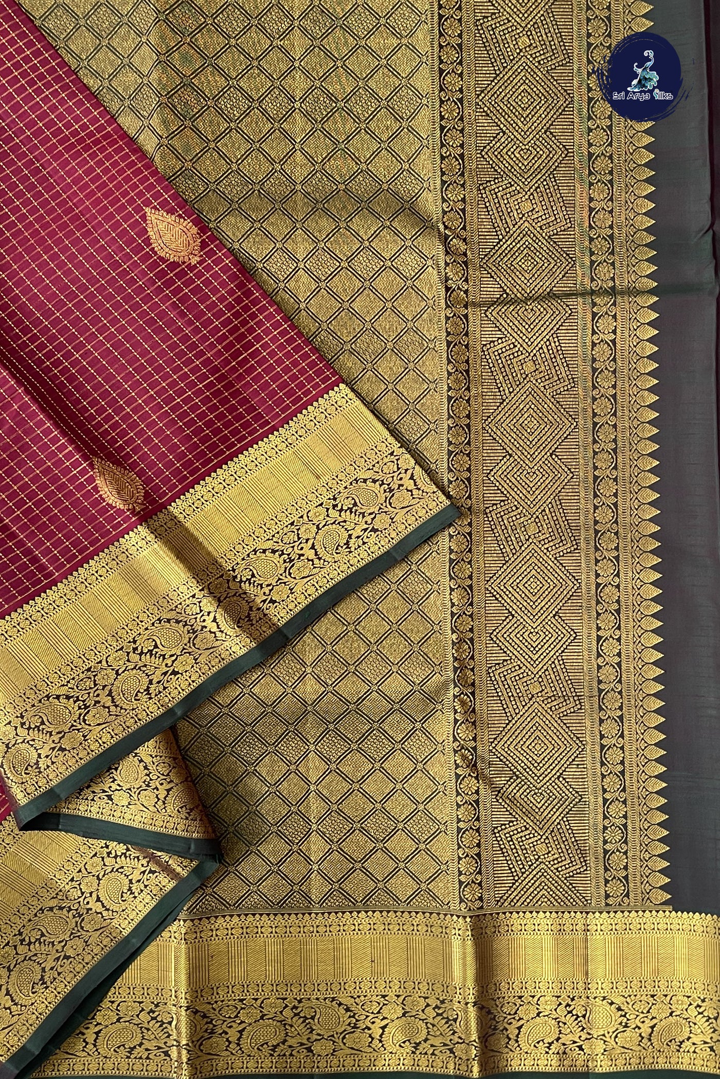 Arakku Korvai Contrast Silk Saree With Zari Checked Pattern