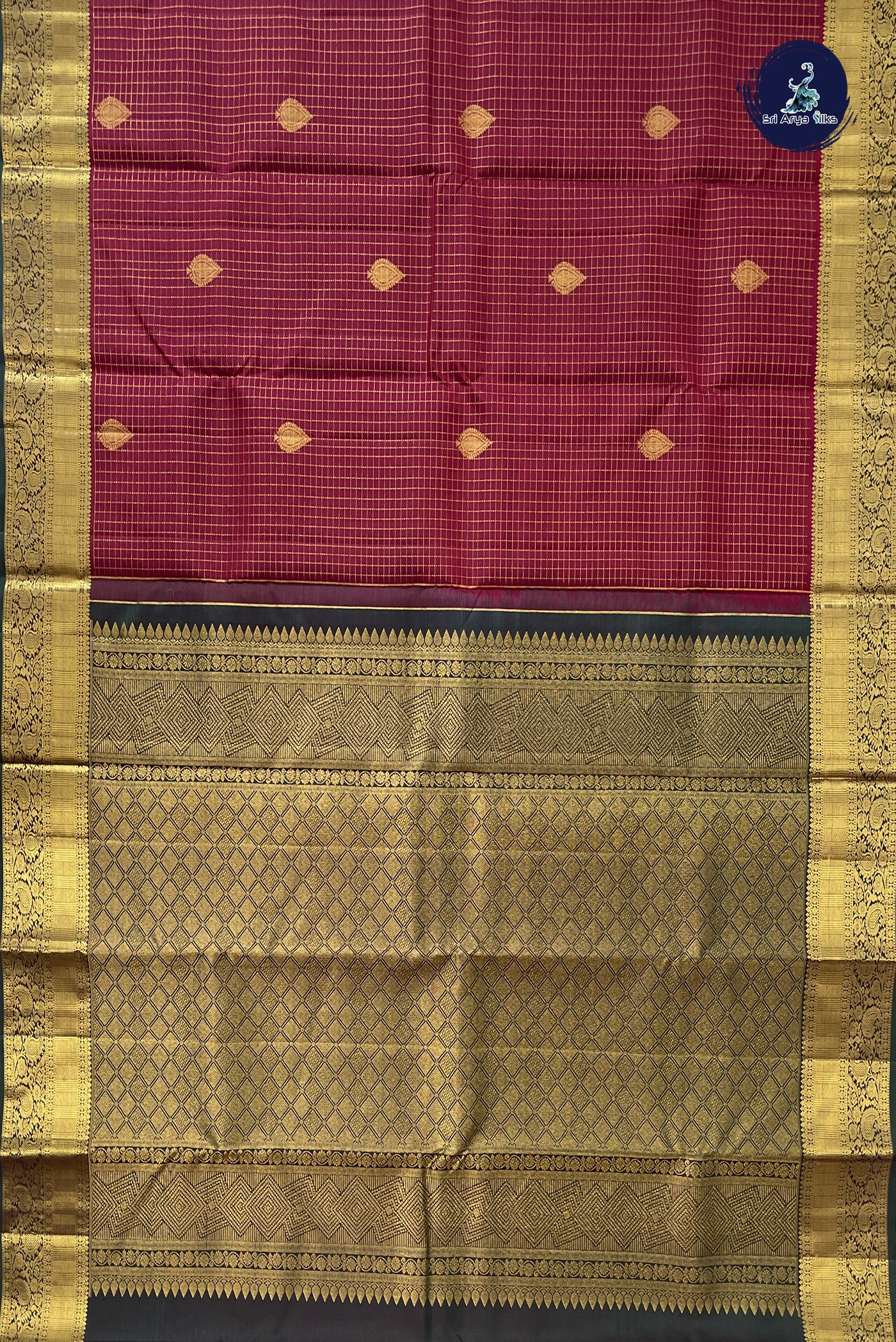 Arakku Korvai Contrast Silk Saree With Zari Checked Pattern