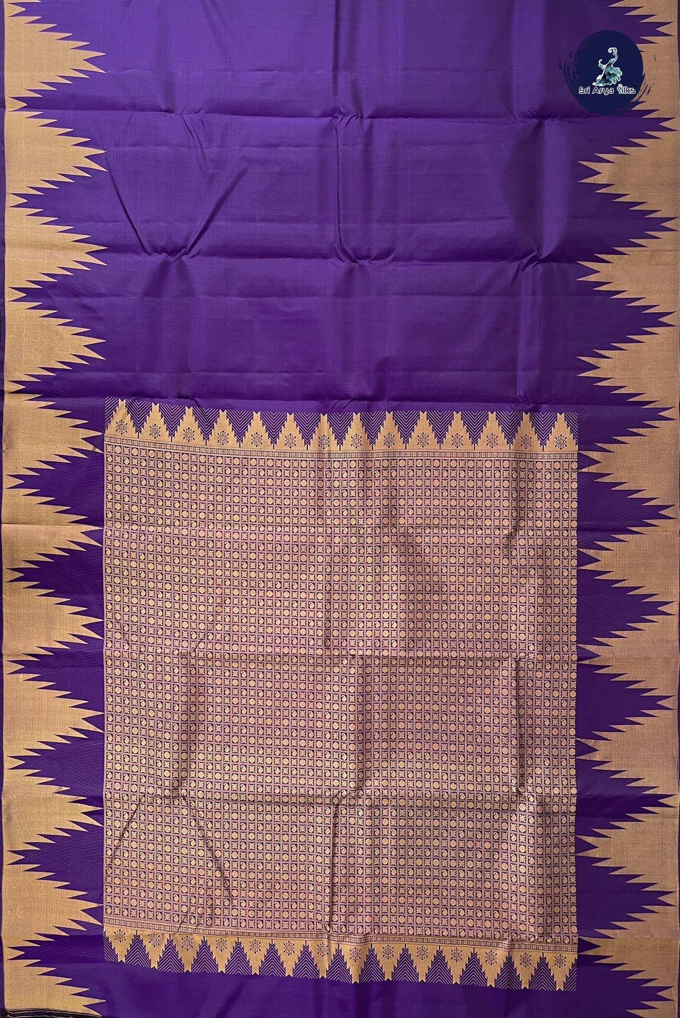 Violet Traditional Silk Saree With Plain Pattern