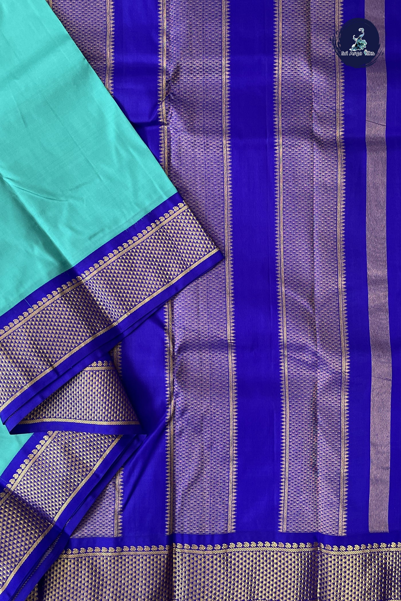 Turquoise Korvai Contrast Silk Saree With Plain Pattern