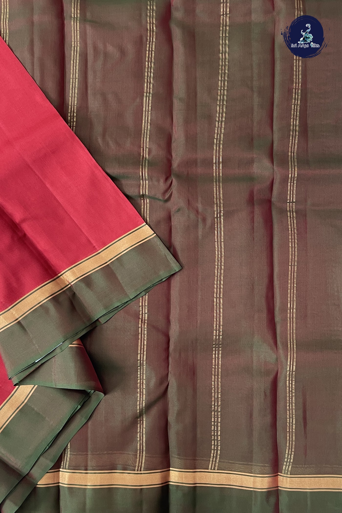 Maroon Light Weight Silk Saree With Plain Pattern