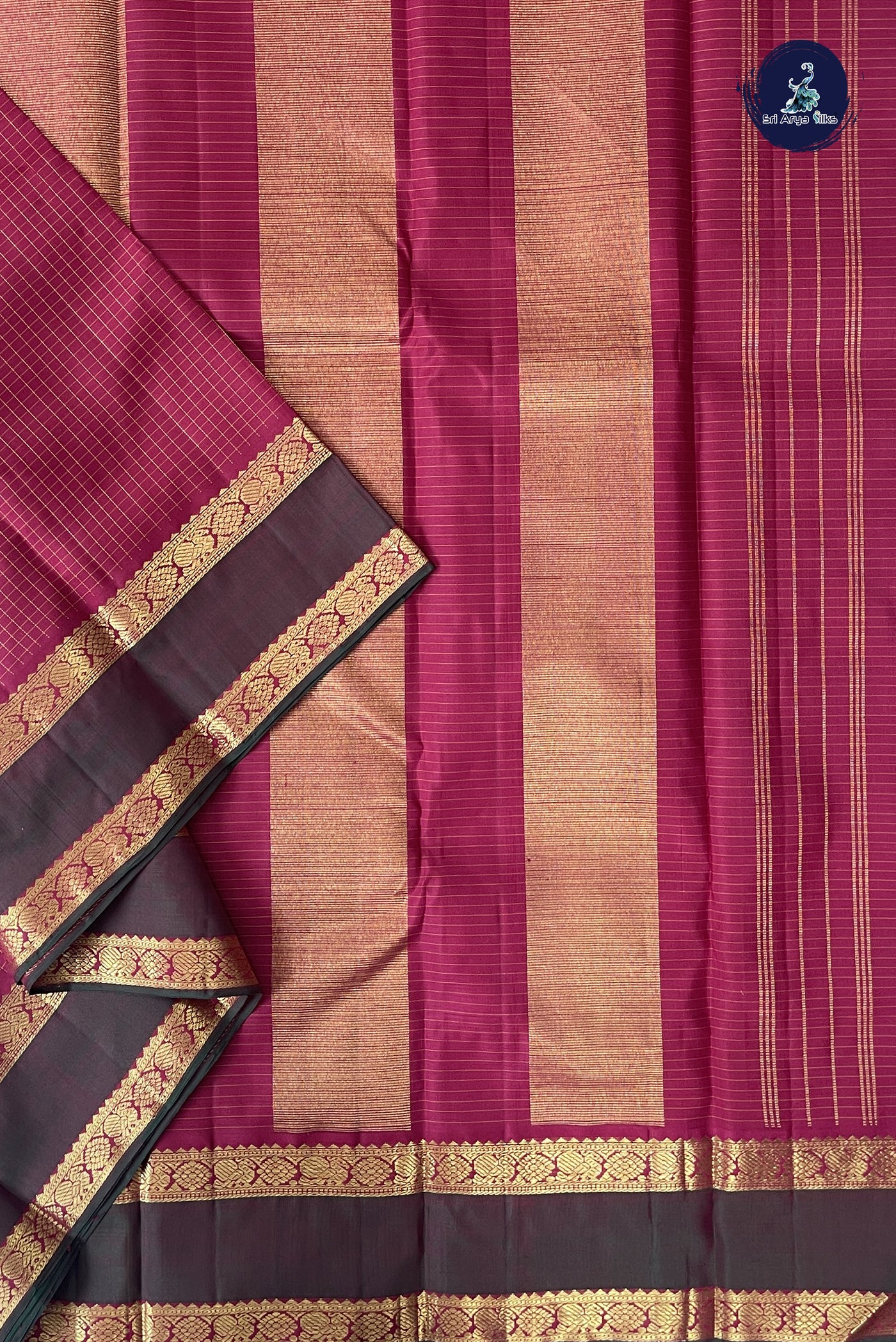 Maroon Checked Saree With Zari Checked Pattern