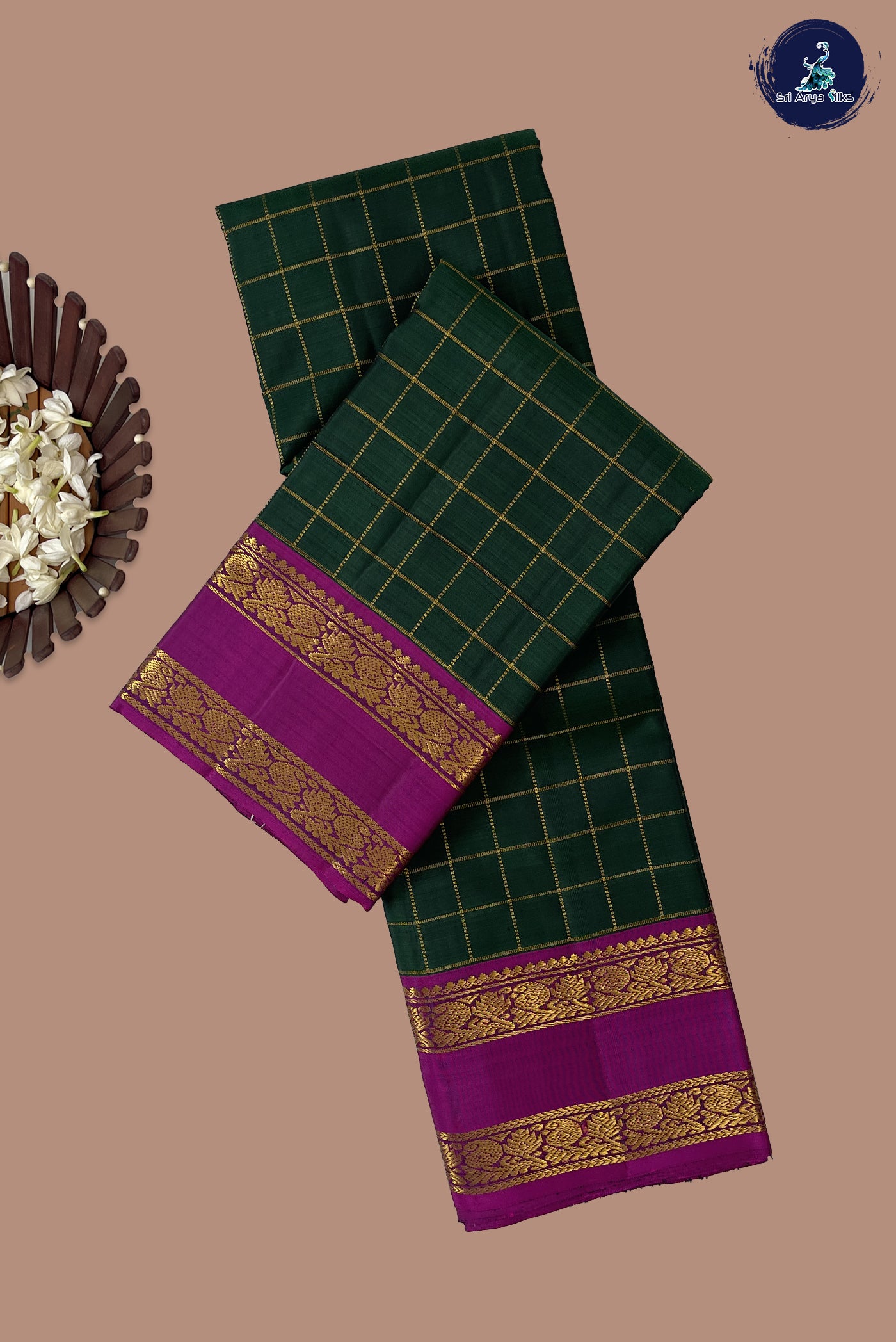 Bottle Green Checked Saree With Zari Checked Pattern