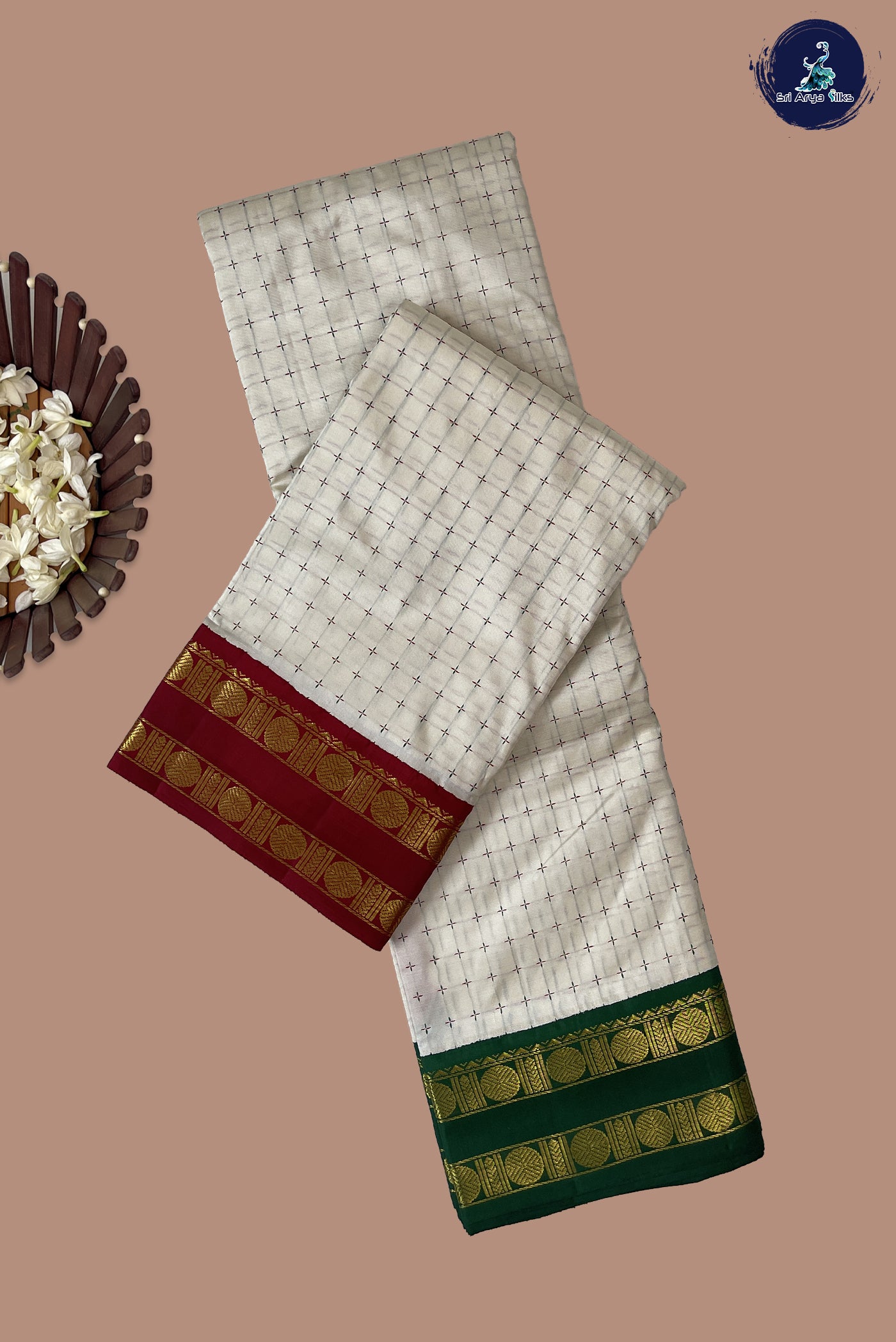 Off White Korvai Contrast Silk Saree With Buttas Pattern