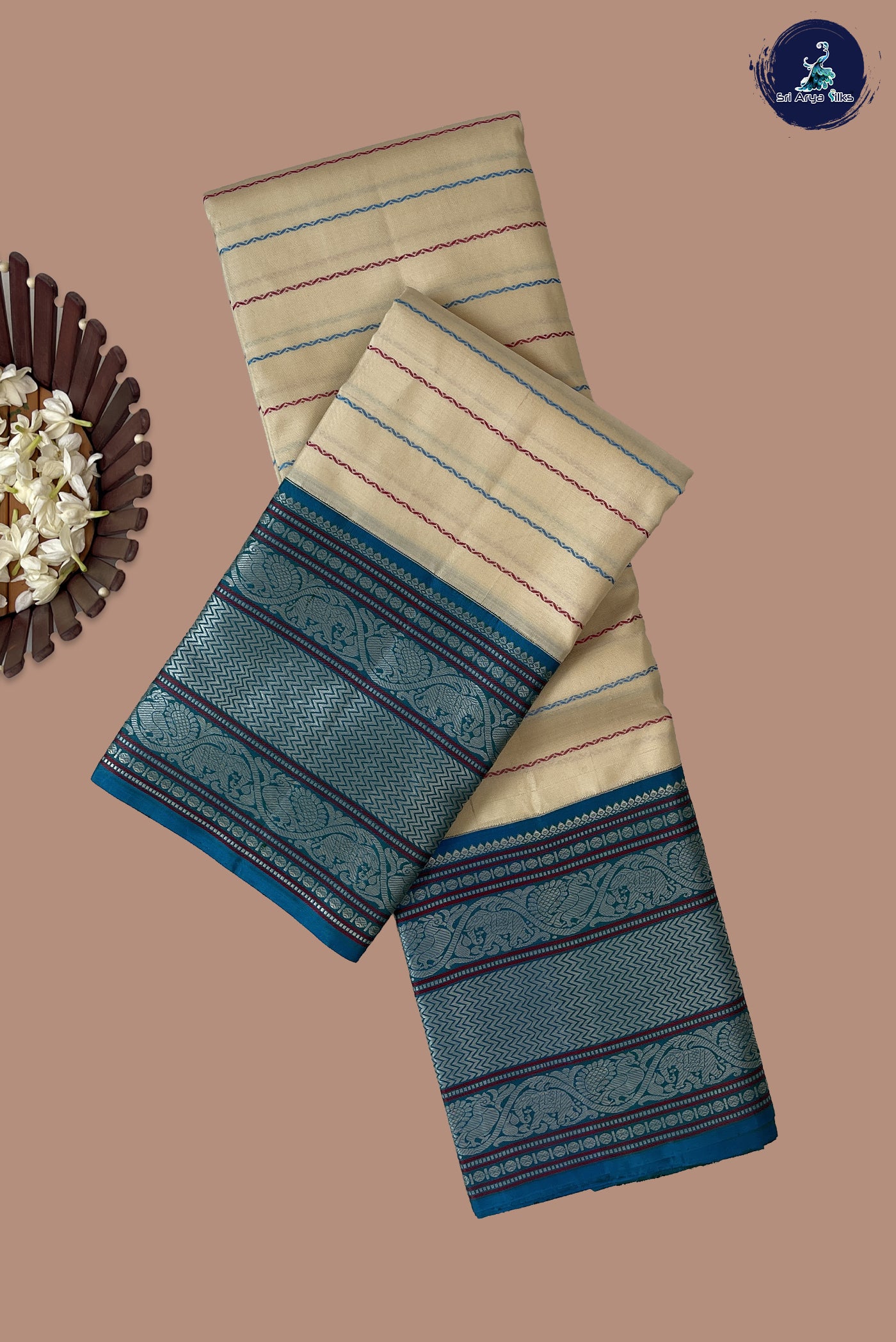 Off White Korvai Contrast Silk Saree With Veldhari Stripes Pattern