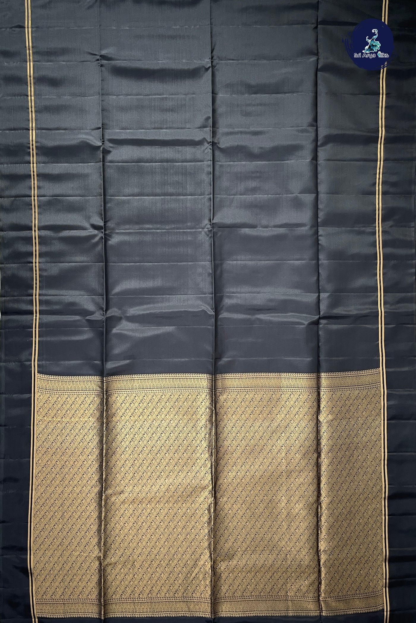 Black Half Pure Silk Saree With Plain Pattern