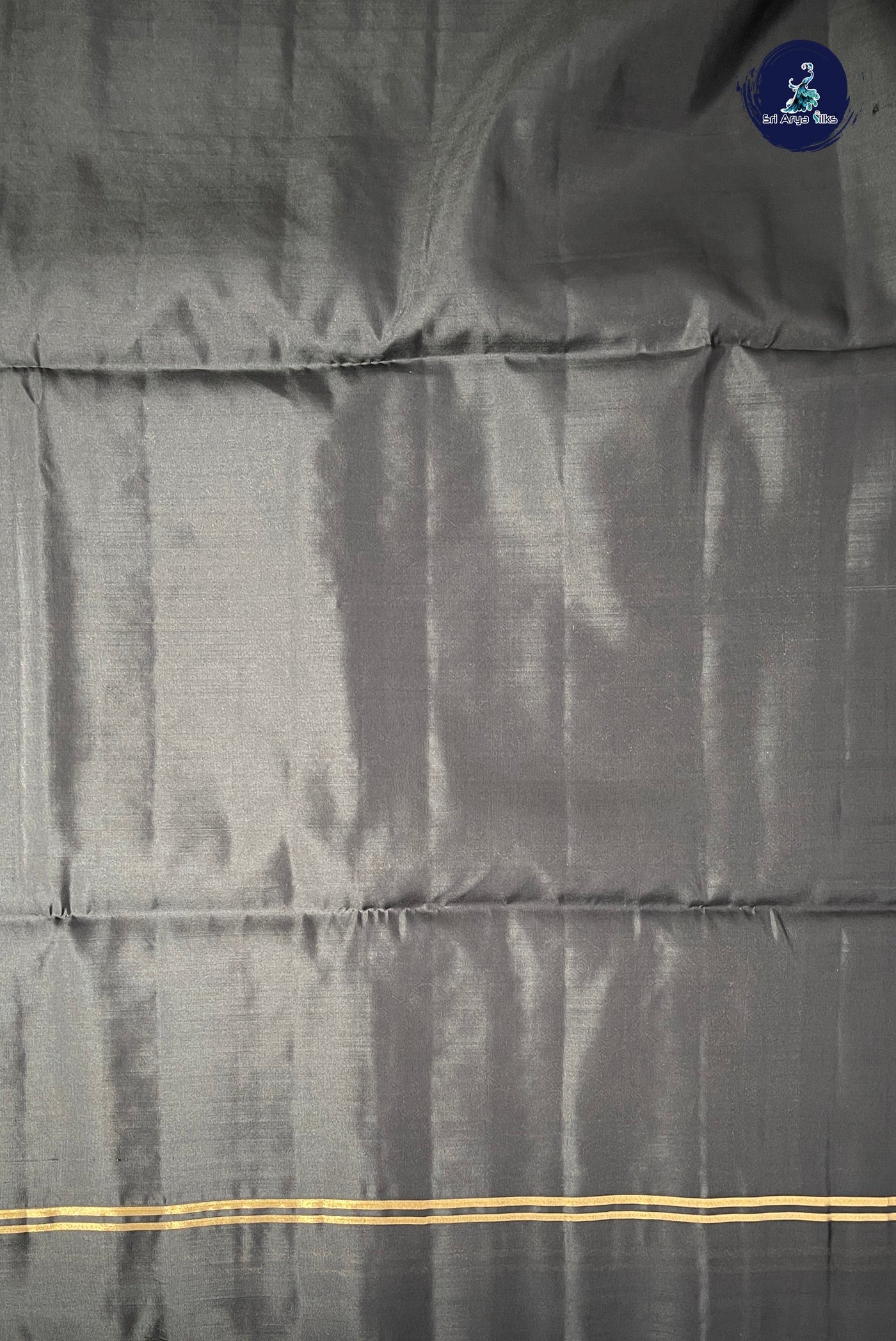 Black Half Pure Silk Saree With Plain Pattern