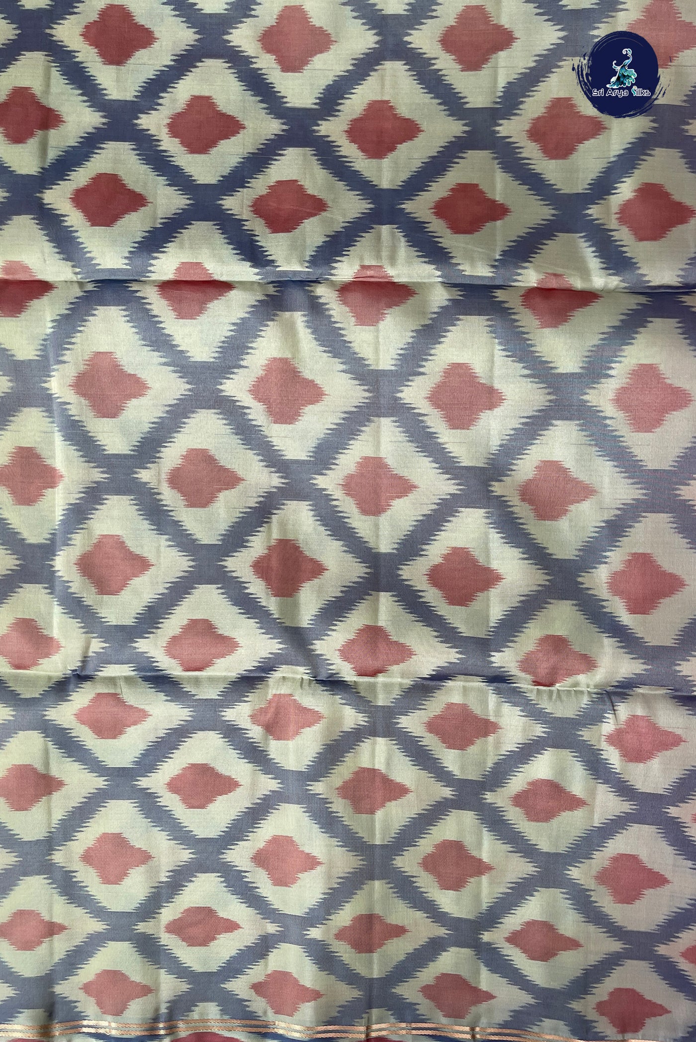 Pink Half Pure Silk Saree With Plain Pattern