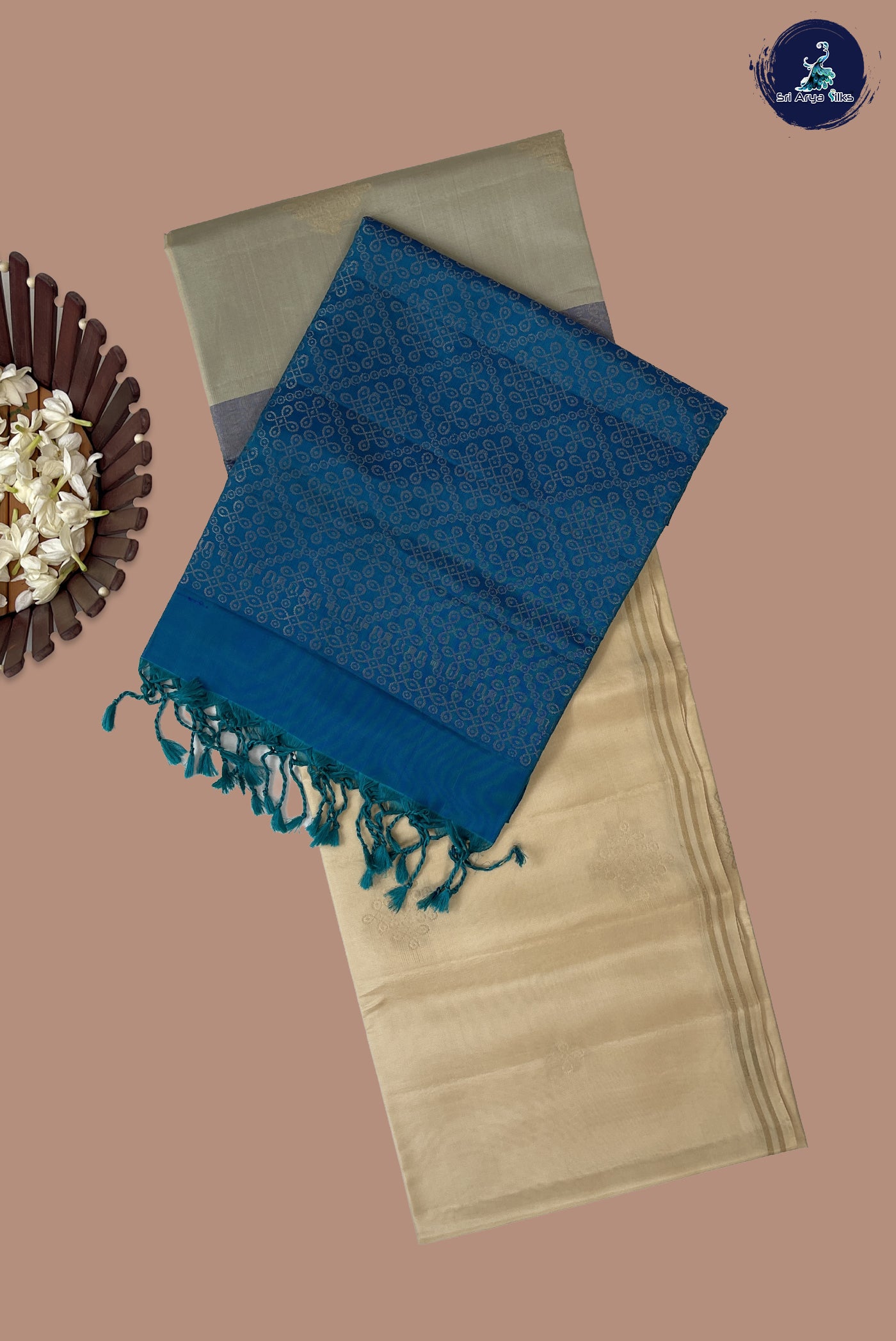 Cream Half Pure Silk Saree With Kolam Butta Pattern