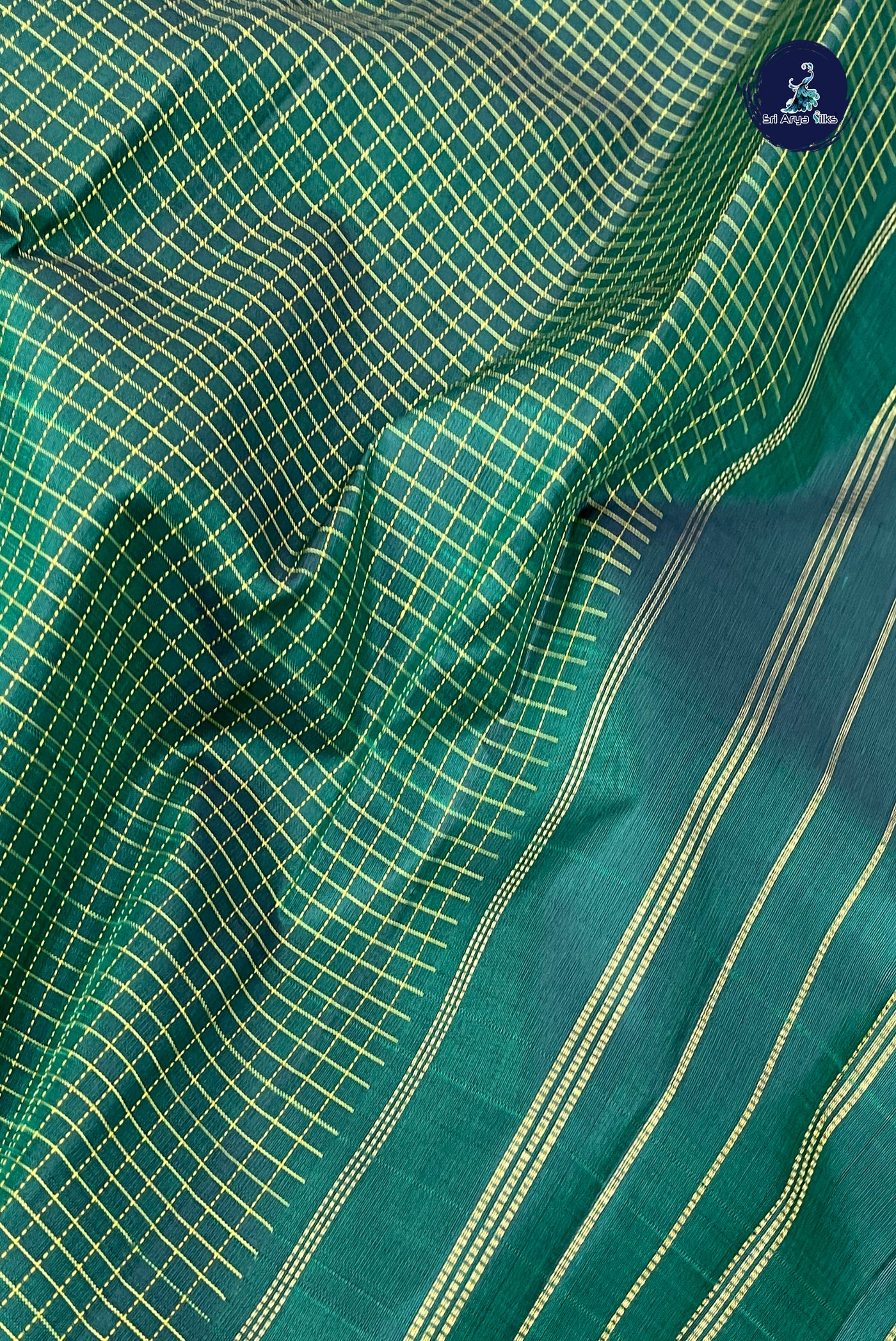 Bottle Green Checked Saree With Zari Checked Pattern