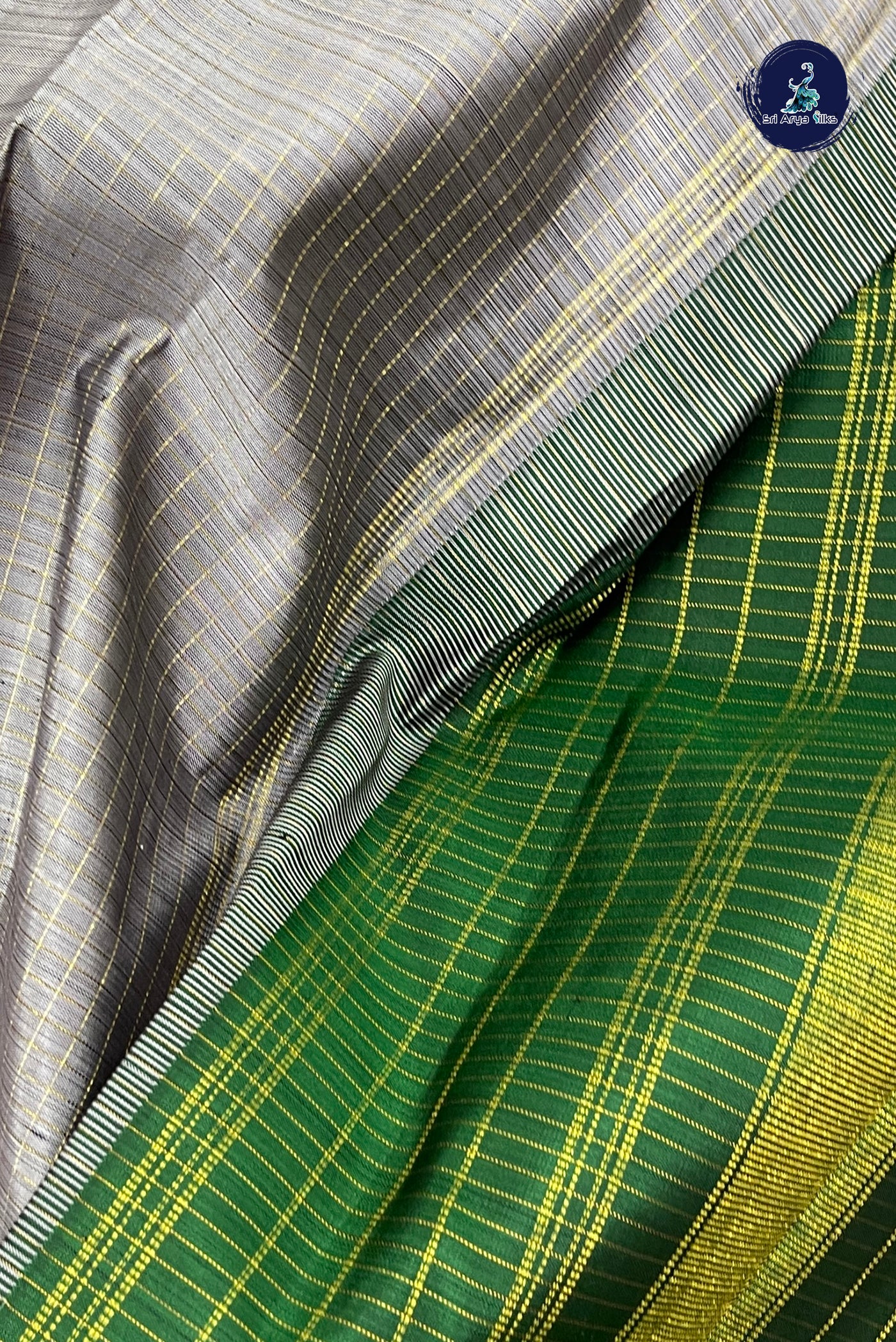 Greyish Lavender Checked Saree With Zari Checked Pattern