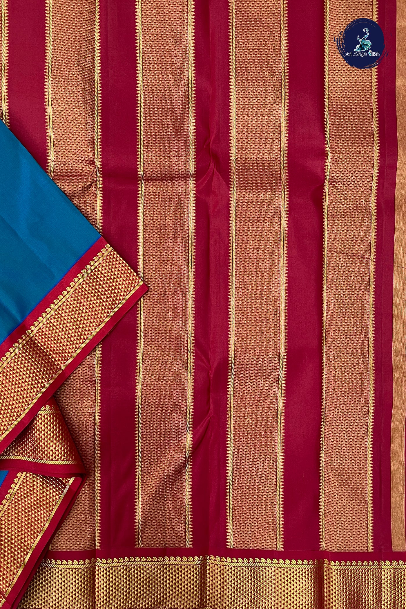 Peacock Blue Korvai Contrast Silk Saree With Plain Pattern