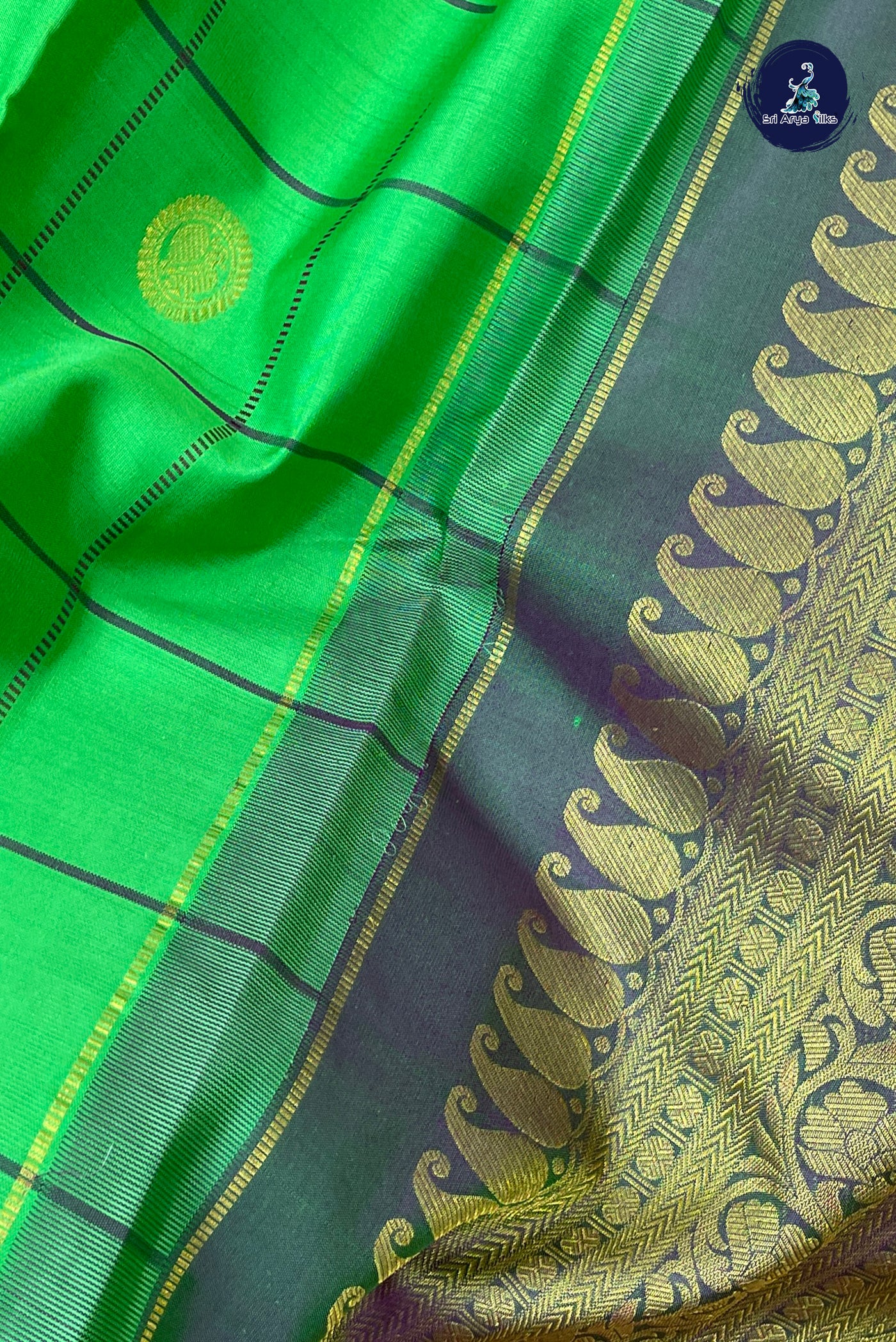 Parrot Green Traditional Silk Saree With Checked Pattern