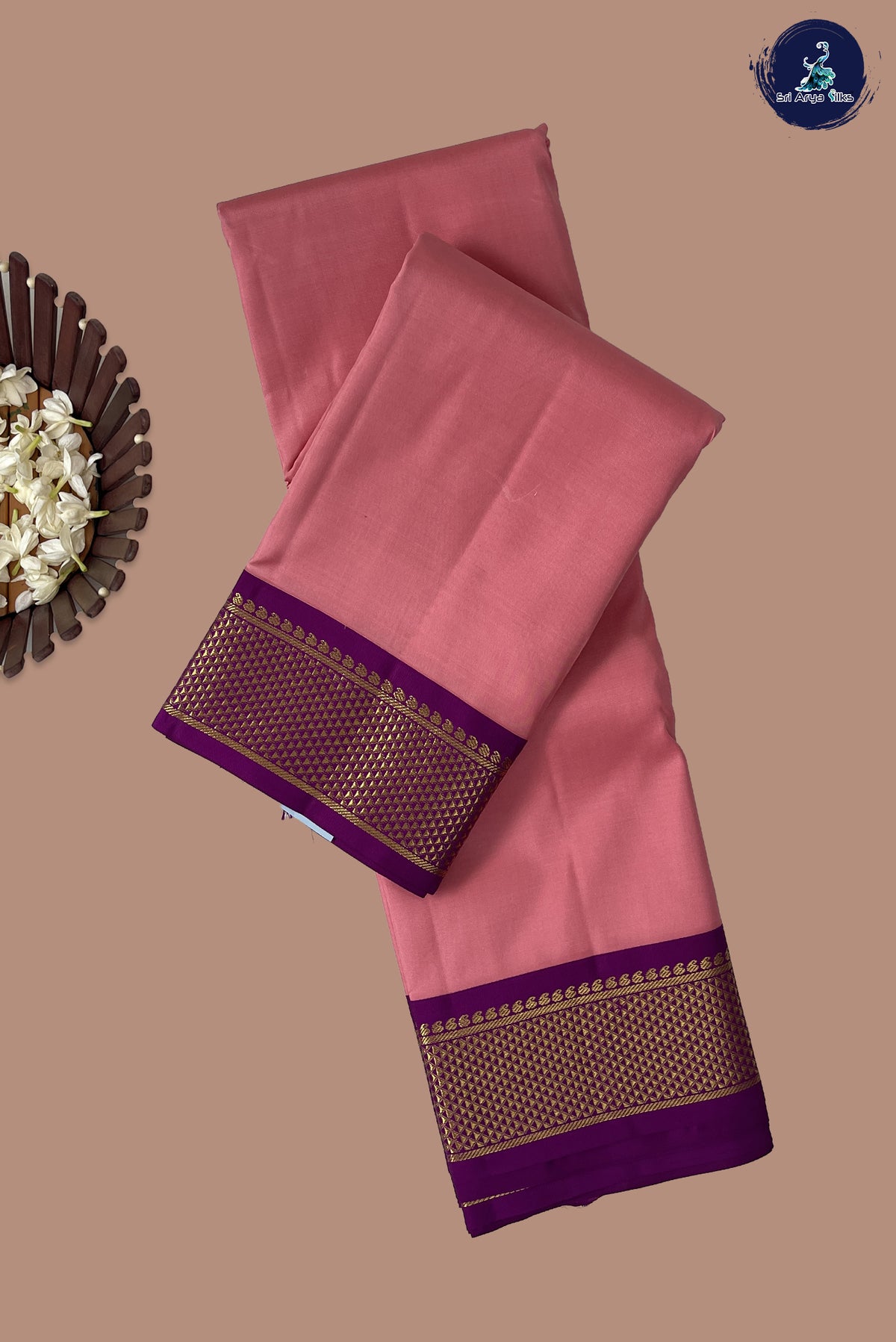 Light Pink Korvai Contrast Silk Saree With Plain Pattern