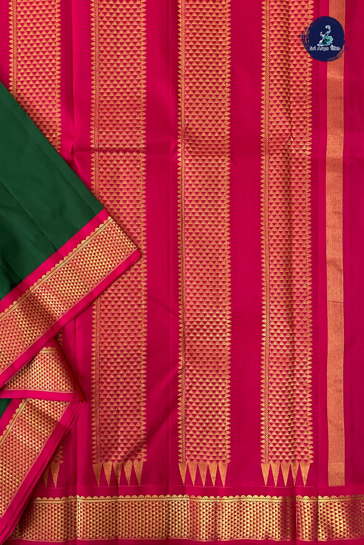 Bottle Green Korvai Contrast Silk Saree With Plain Pattern