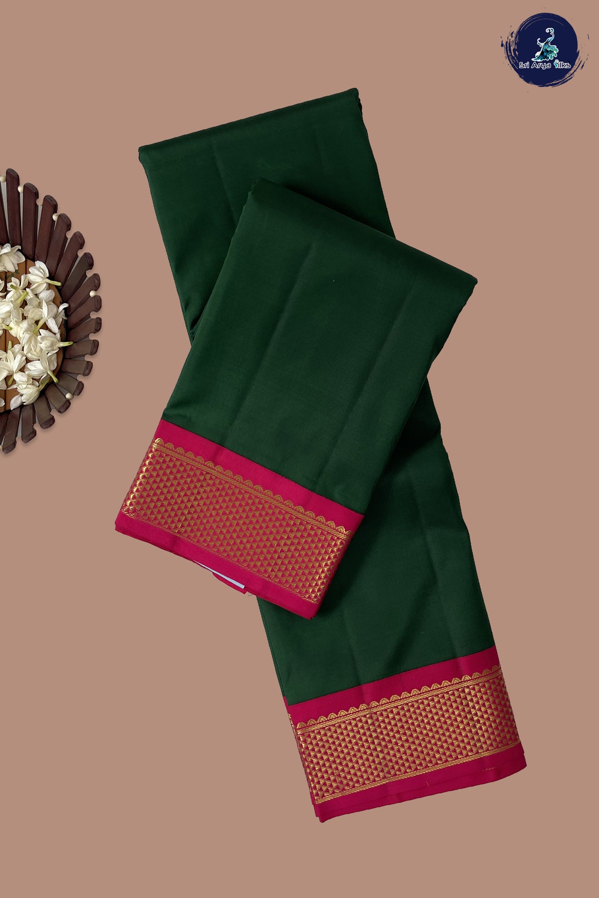 Bottle Green Korvai Contrast Silk Saree With Plain Pattern