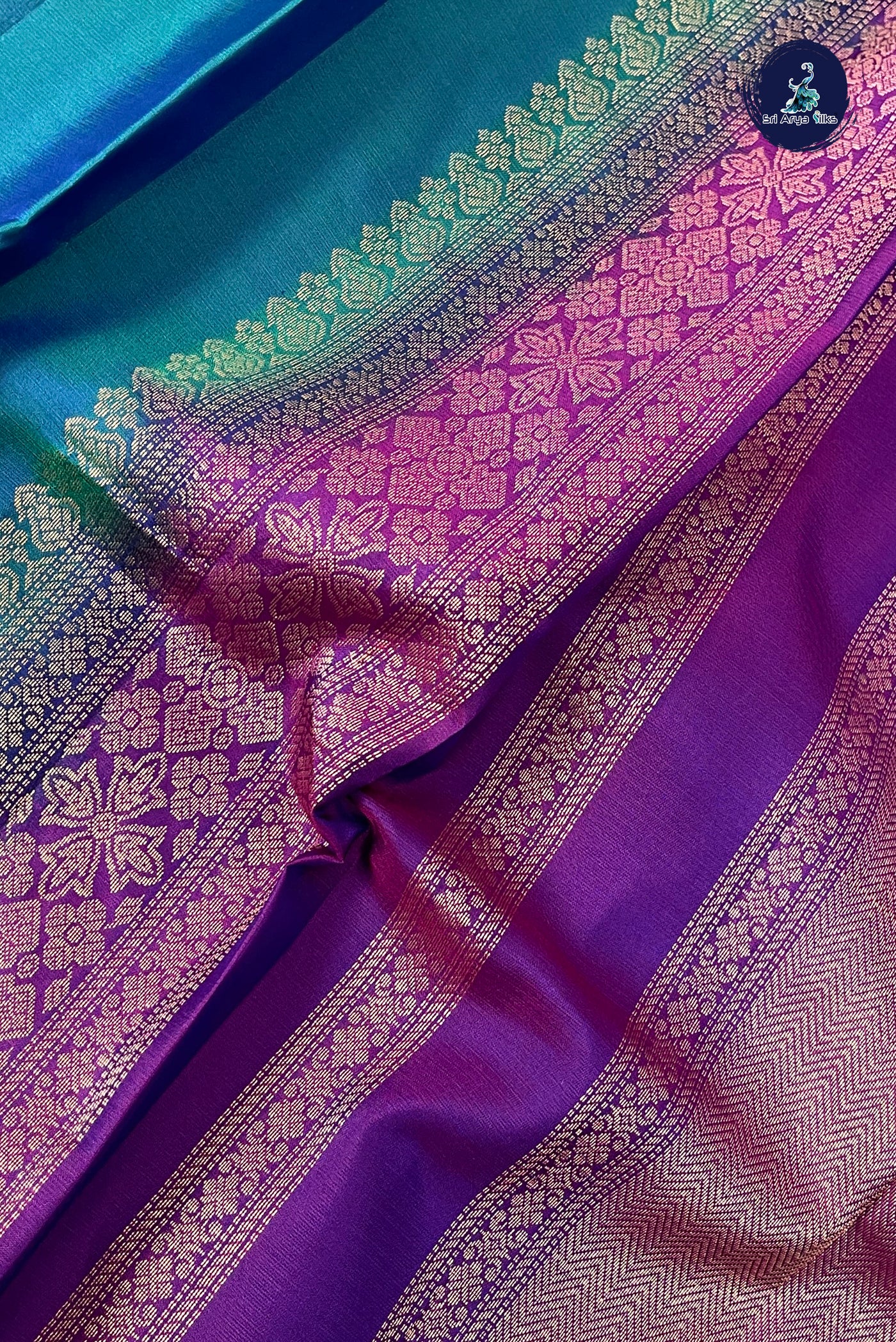 Peacock Blue Light Weight Silk Saree With Plain Pattern