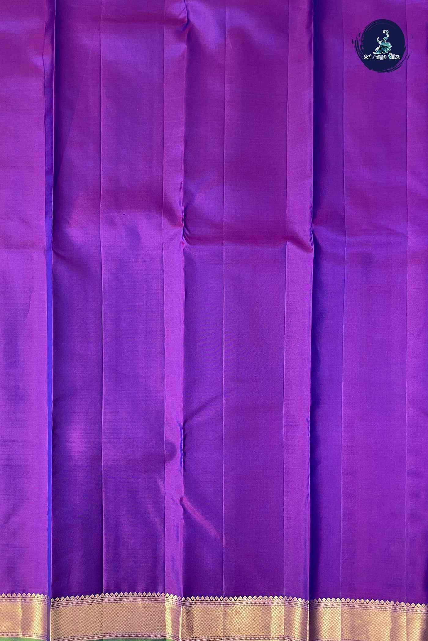 Peacock Blue Light Weight Silk Saree With Plain Pattern
