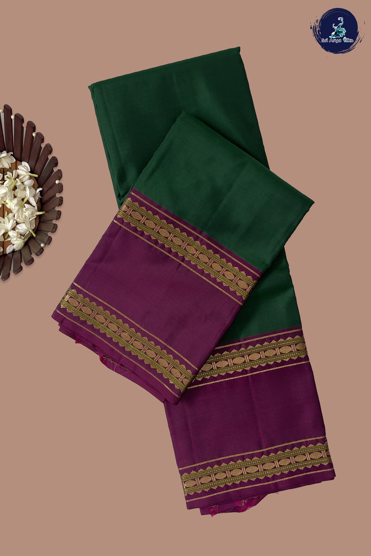 Dark Green Rettaippade Border Silk Saree With Plain Pattern