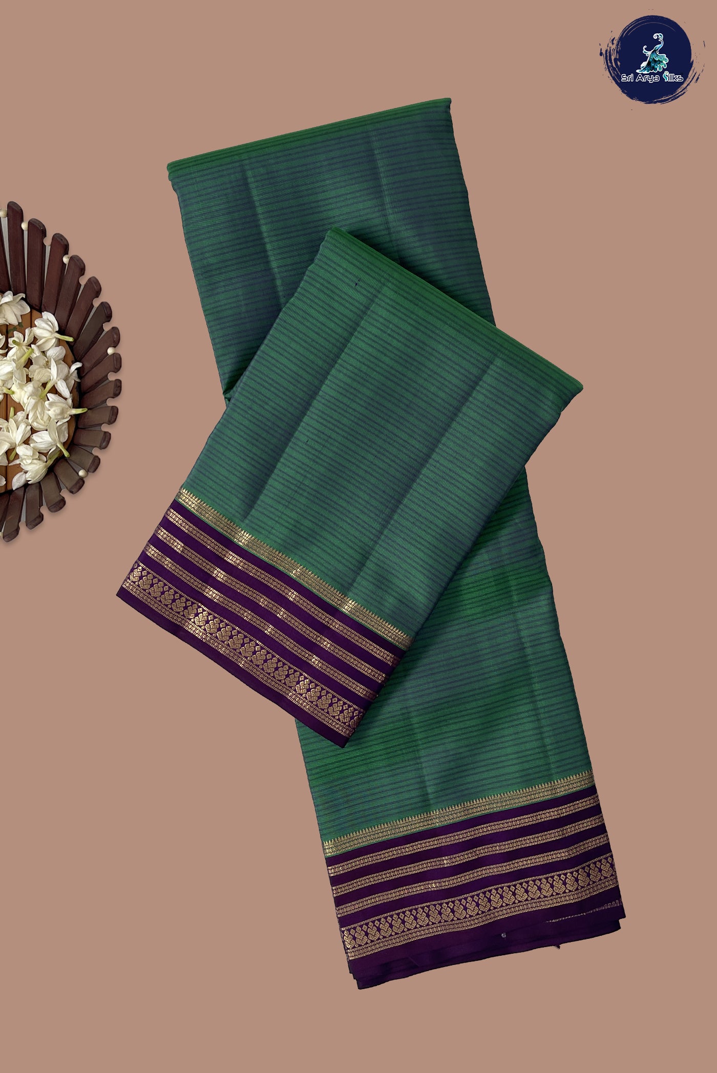 Green Light Weight Silk Saree With Doria Lines Pattern