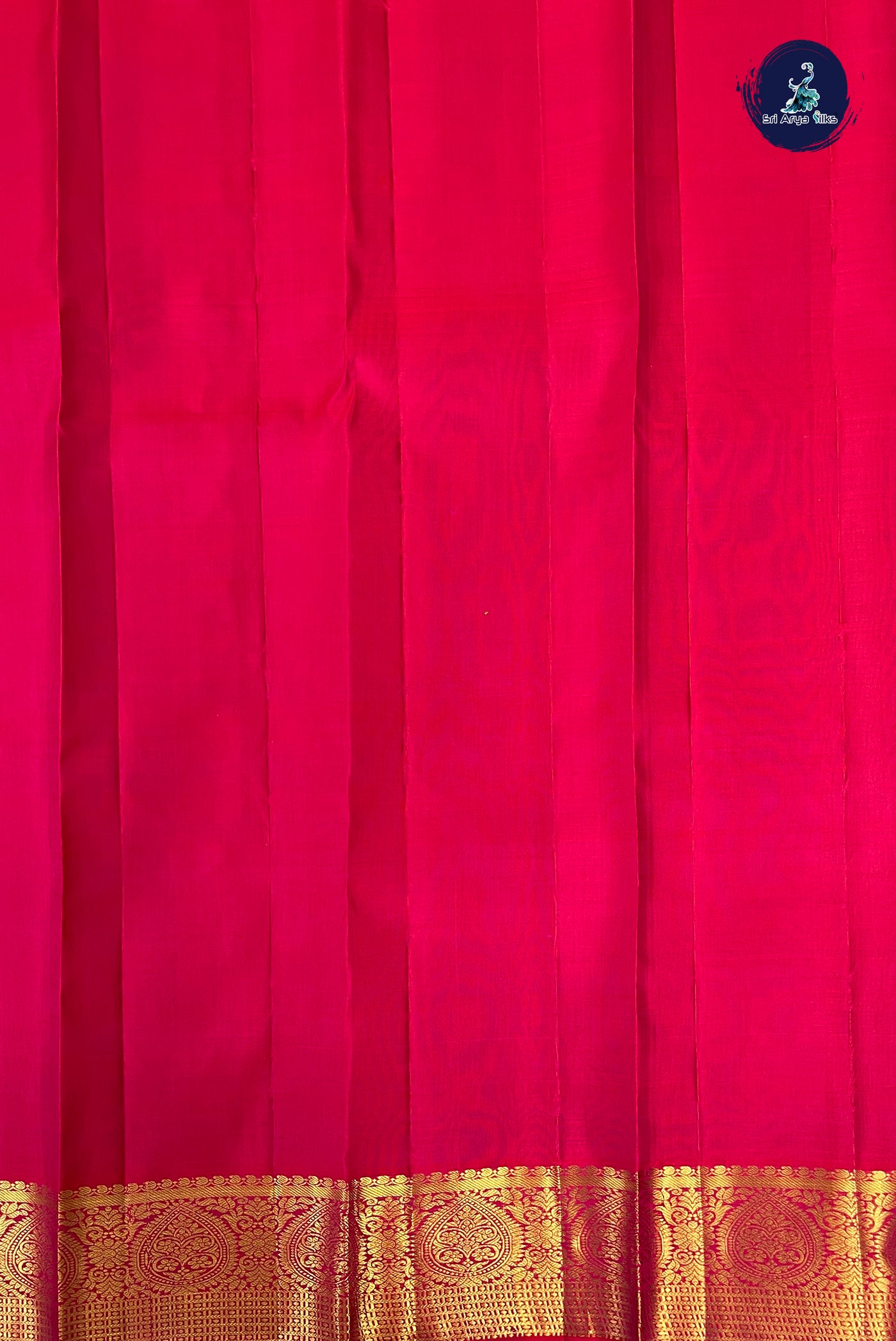 Manthulir Korvai Contrast Silk Saree With Zari Buttas Pattern