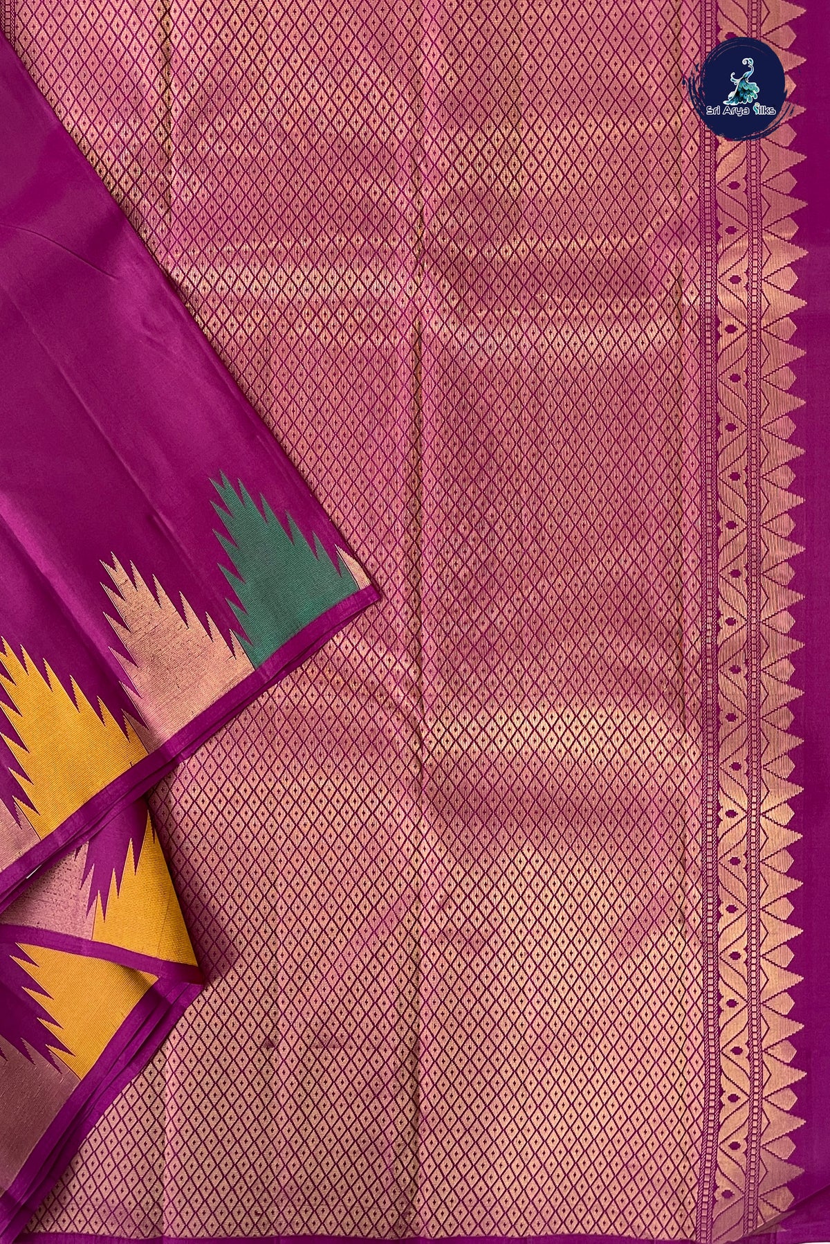 Magenta Purple Thalampoo / Temple Border Silk Saree With Plain Pattern