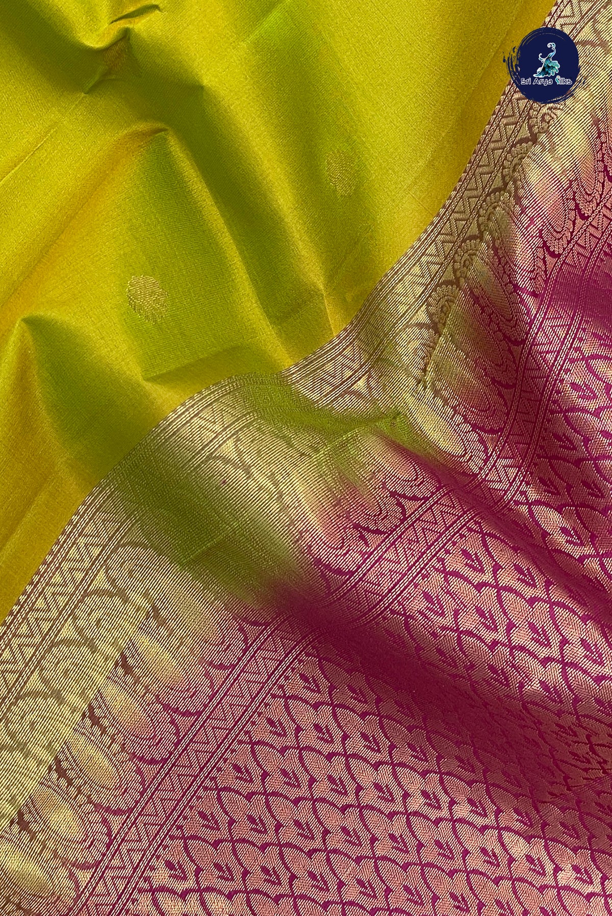 Mehendi Green Korvai Contrast Silk Saree With Zari Buttas Pattern