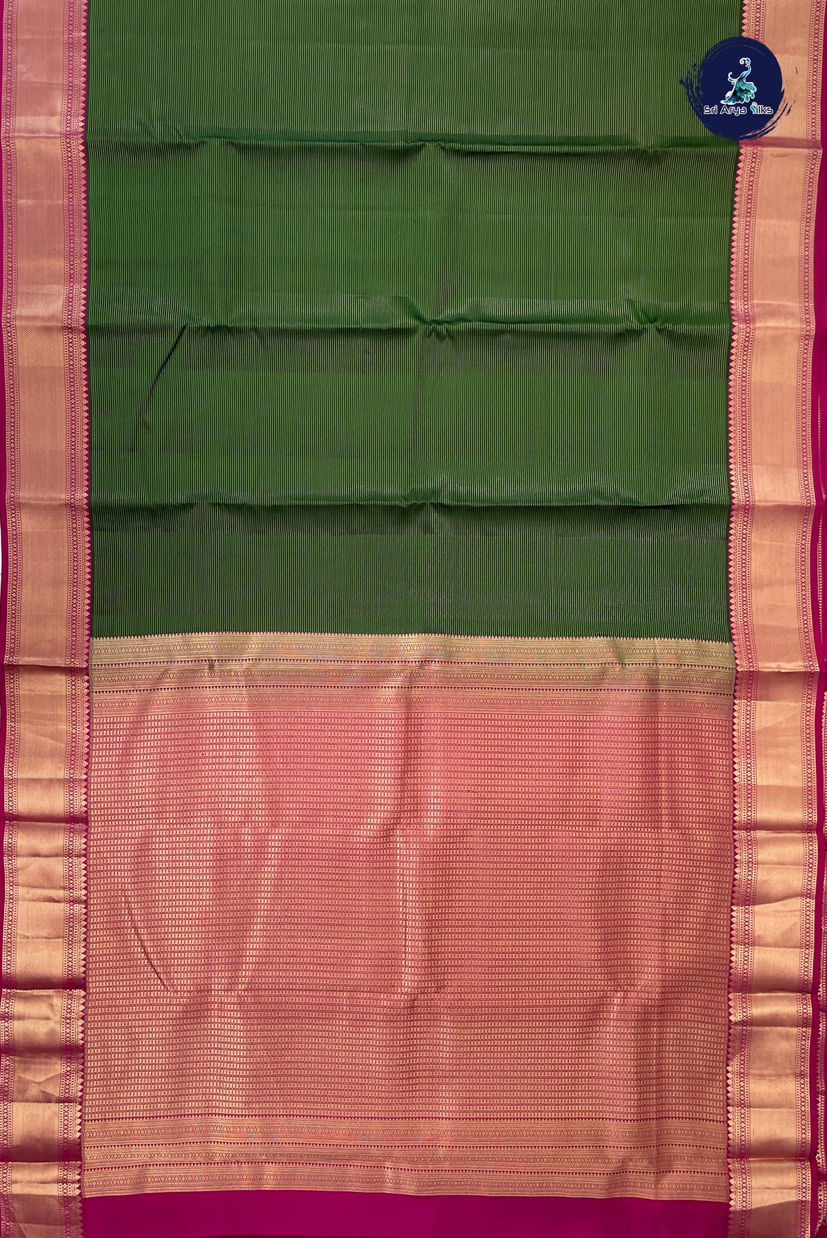 Bottle Green Vairaoosi Silk Saree With Vaira Oosi Pattern