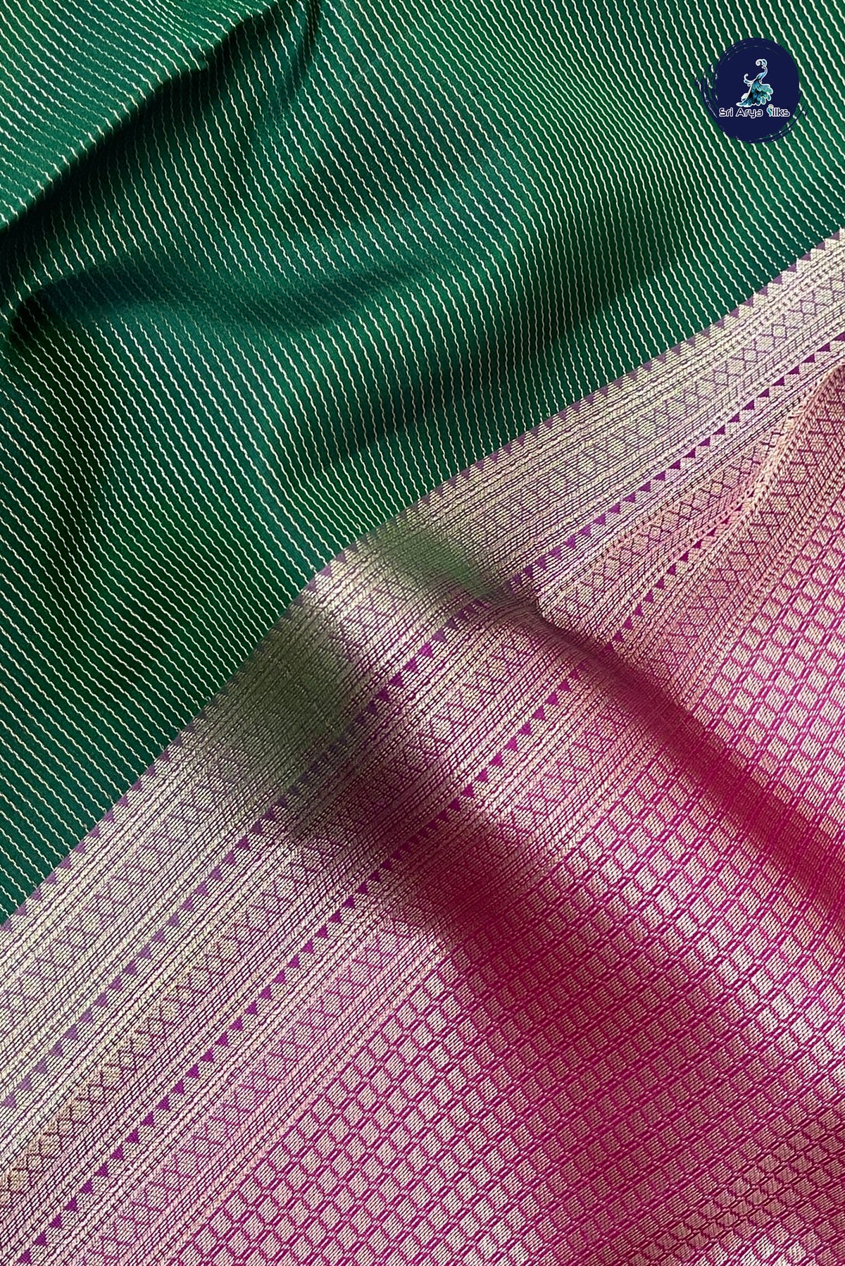 Bottle Green Vairaoosi Silk Saree With Vaira Oosi Pattern