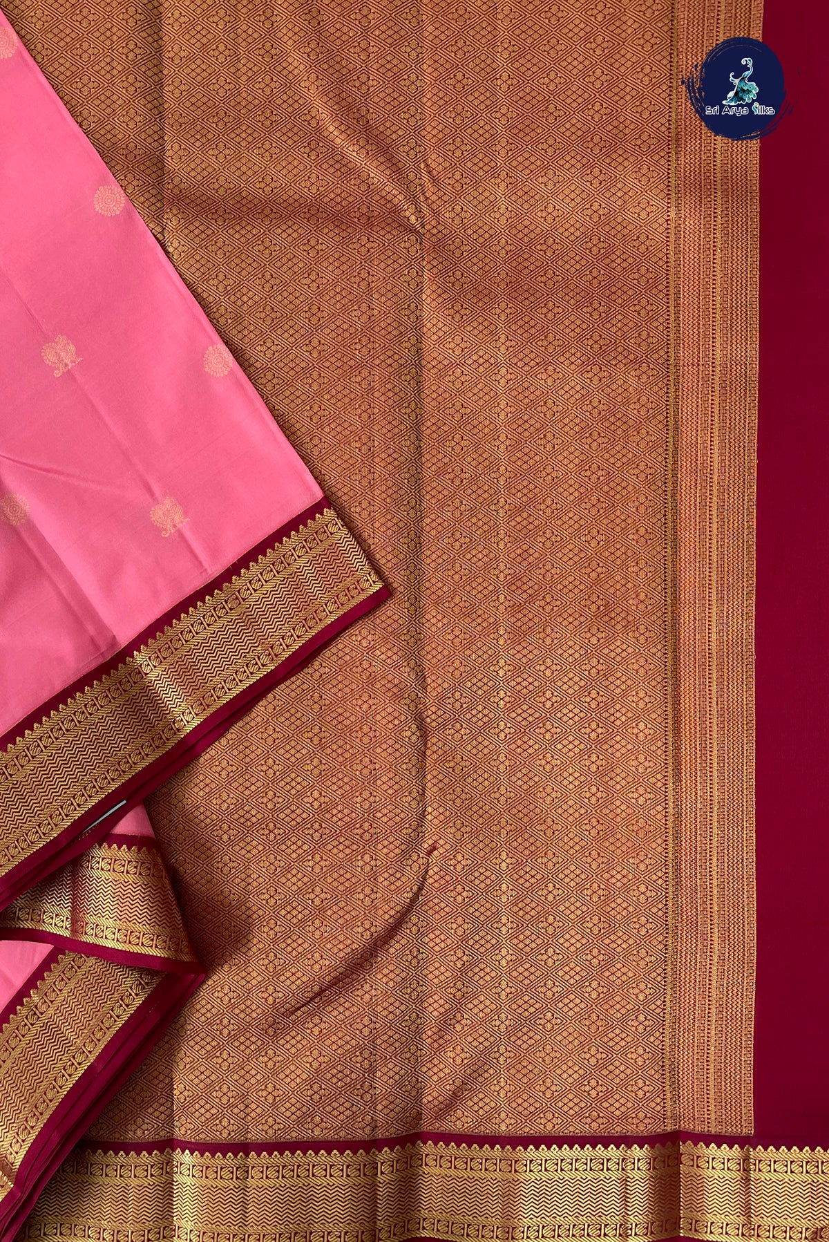 Light Pink Mayil Chakram Butta Silk Saree With Mayil Chakram Butta Pattern