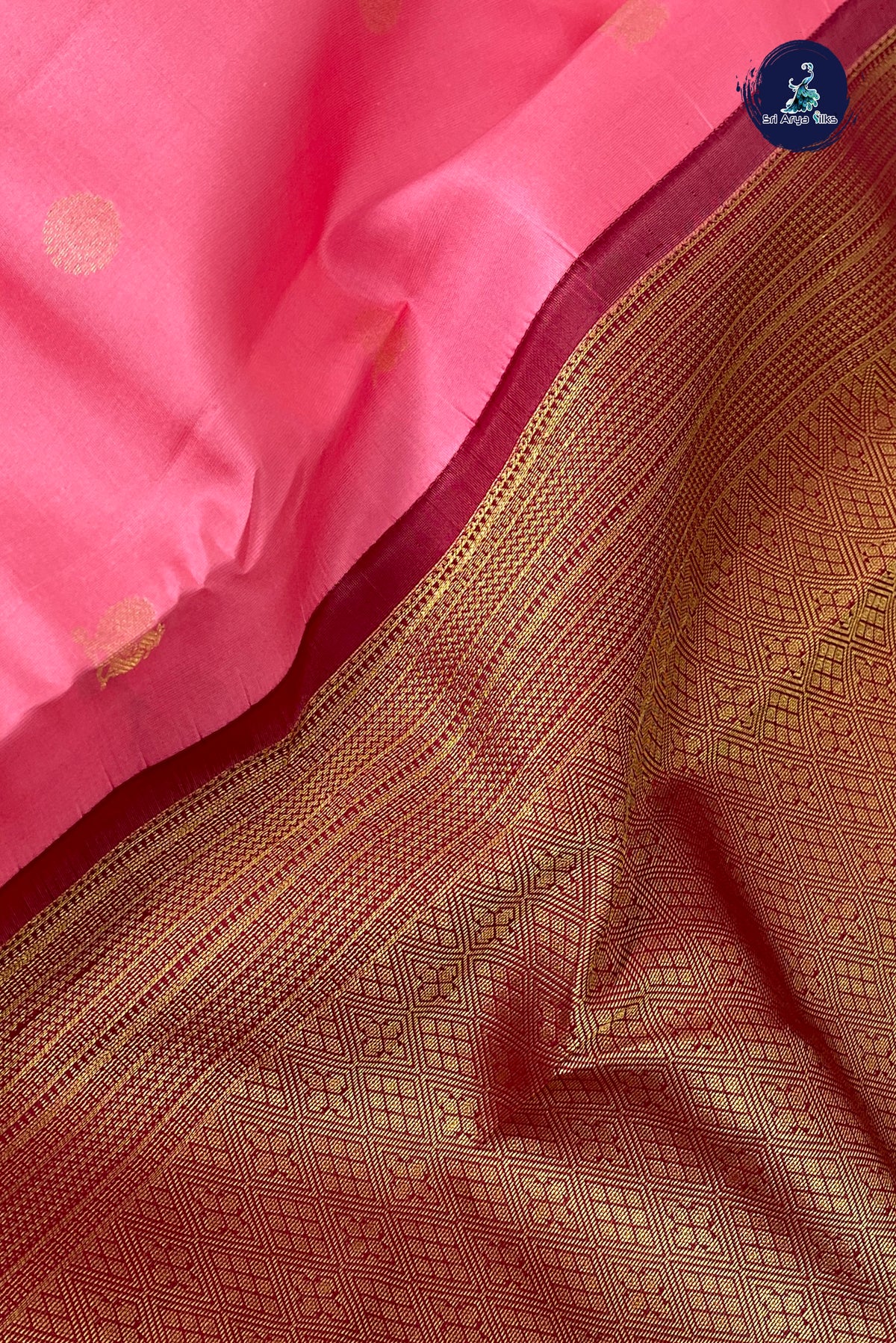 Light Pink Mayil Chakram Butta Silk Saree With Mayil Chakram Butta Pattern