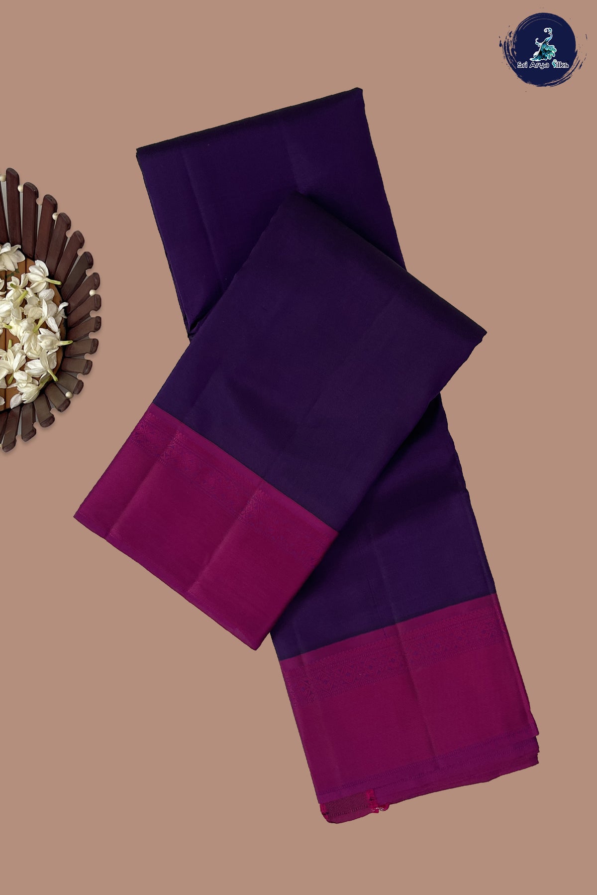 Jamun Thread Work Silk Saree With Plain Pattern