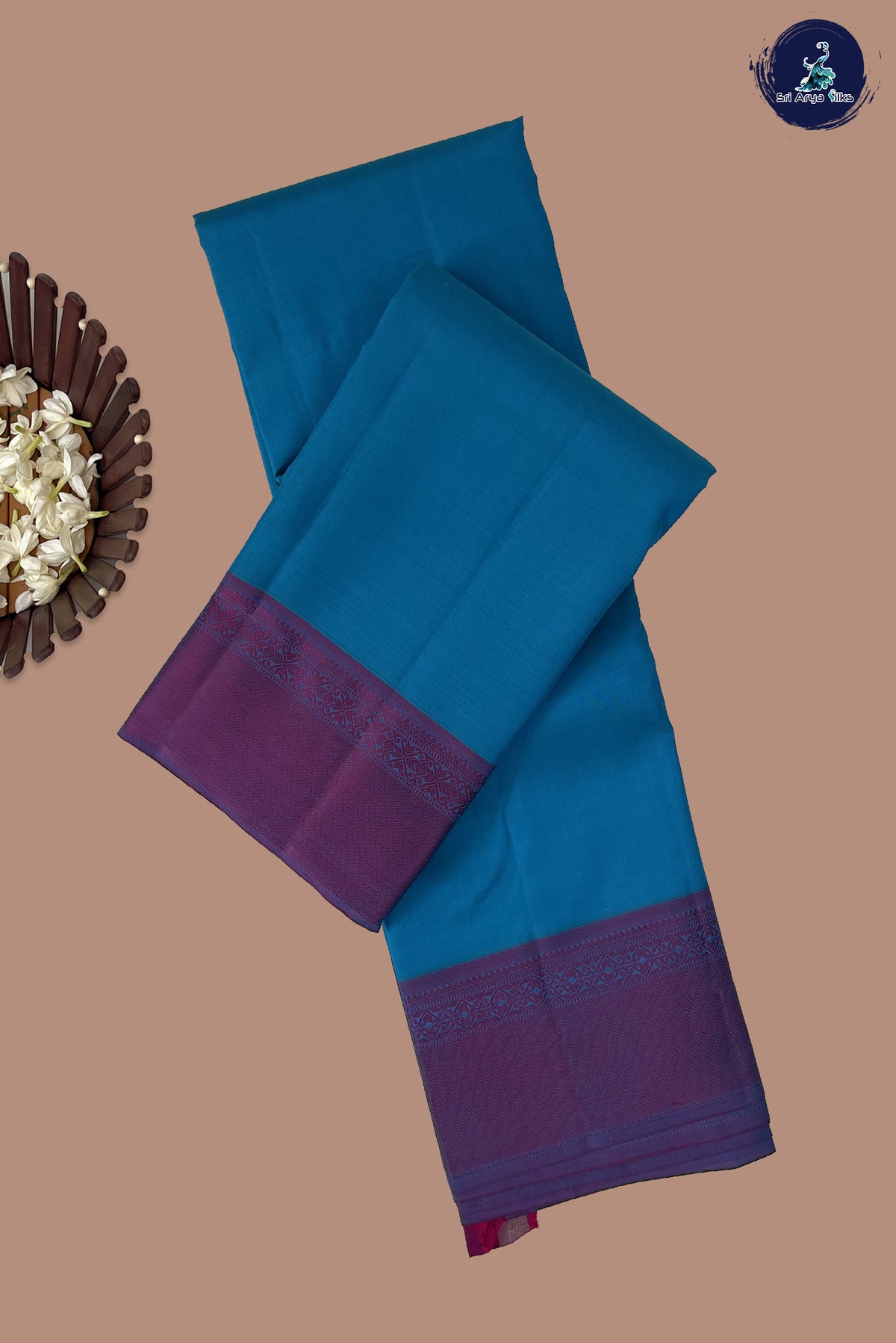 Blue Thread Work Silk Saree With Plain Pattern