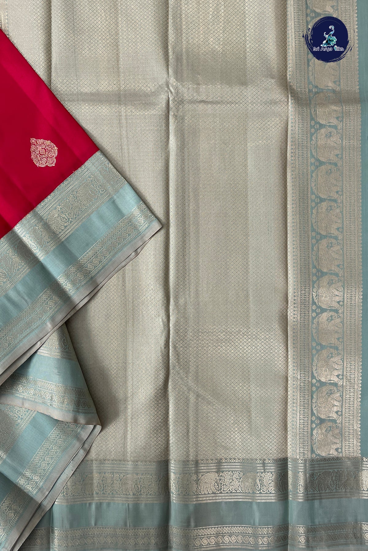 Red Rettaippade Border Silk Saree With Zari Buttas Pattern