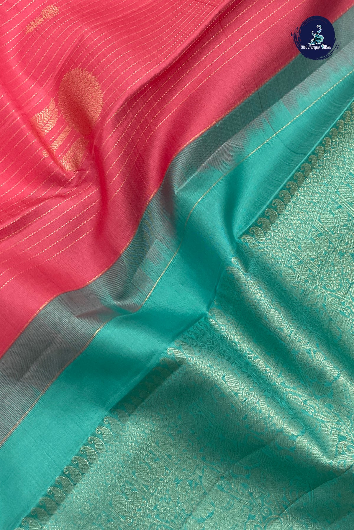 Pink Borderless Silk Saree With Stripes Pattern